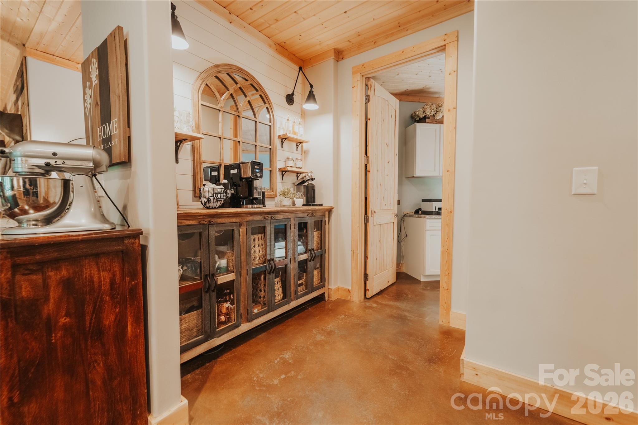 2620 Mathis Church Road — Catawba