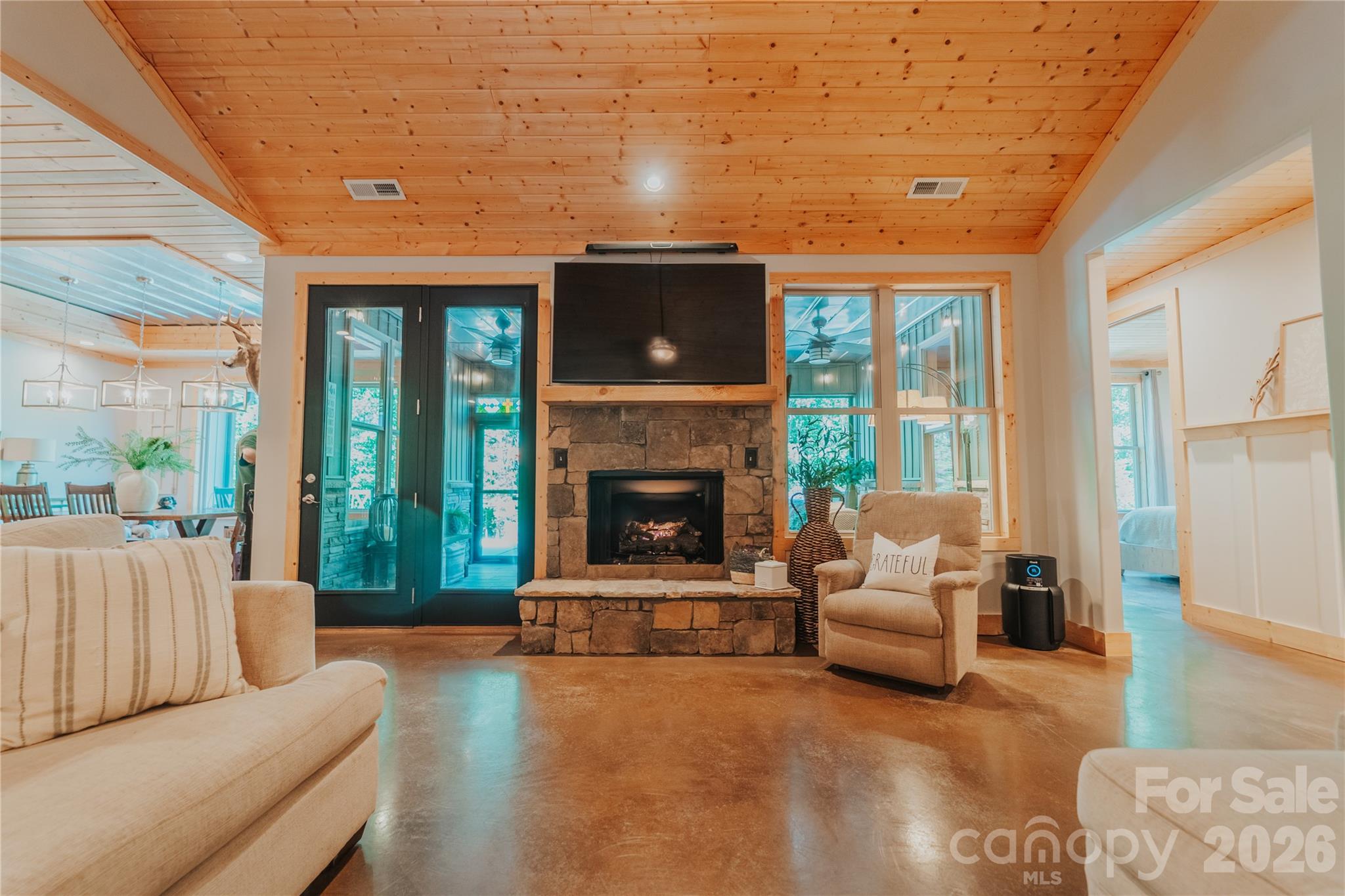 2620 Mathis Church Road — Catawba