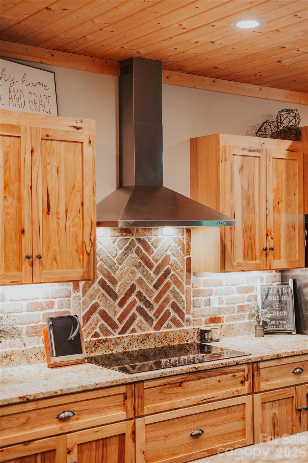 2620 Mathis Church Road — Catawba