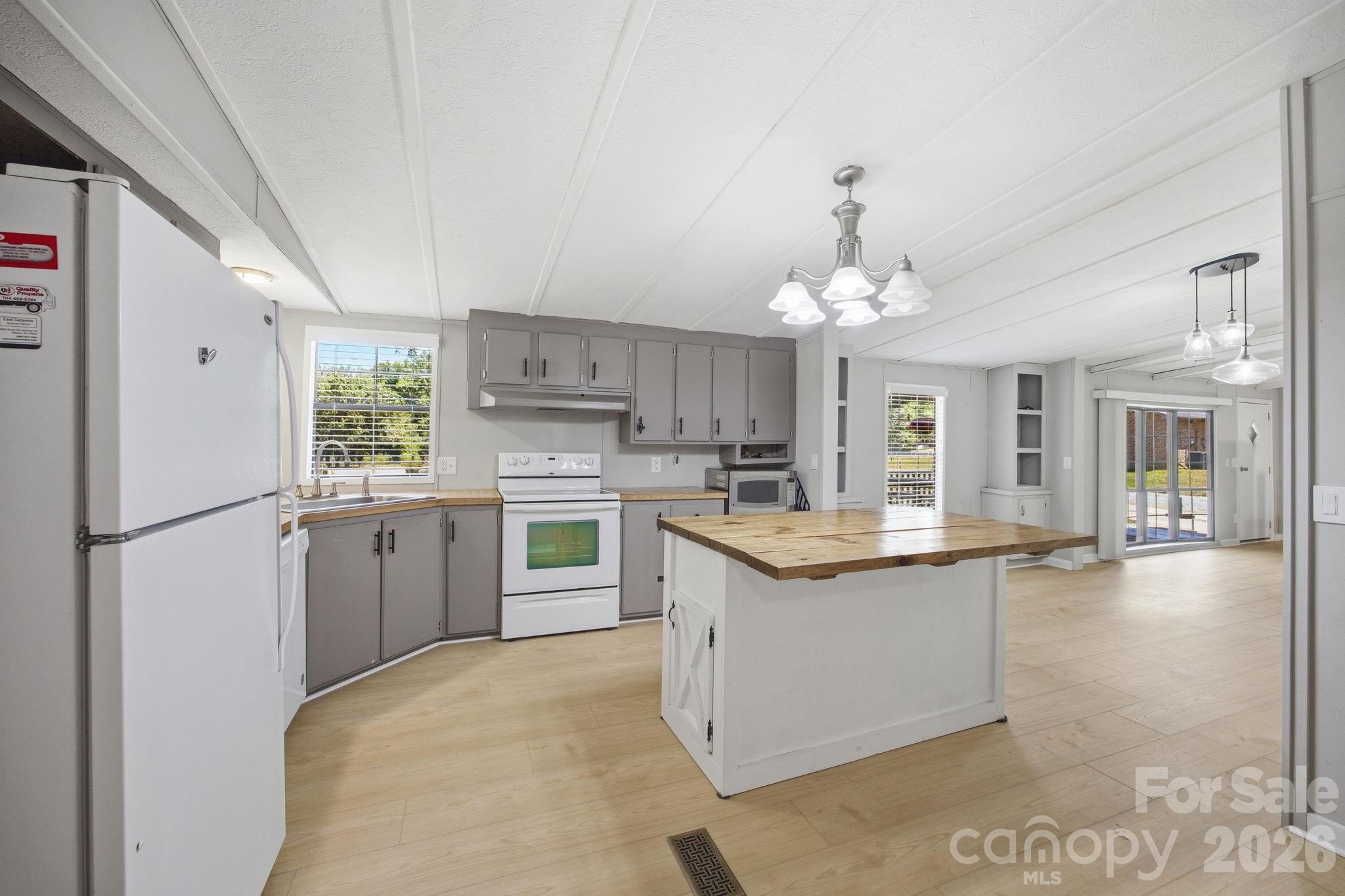 4377 Catawba Burris Road — Denver
