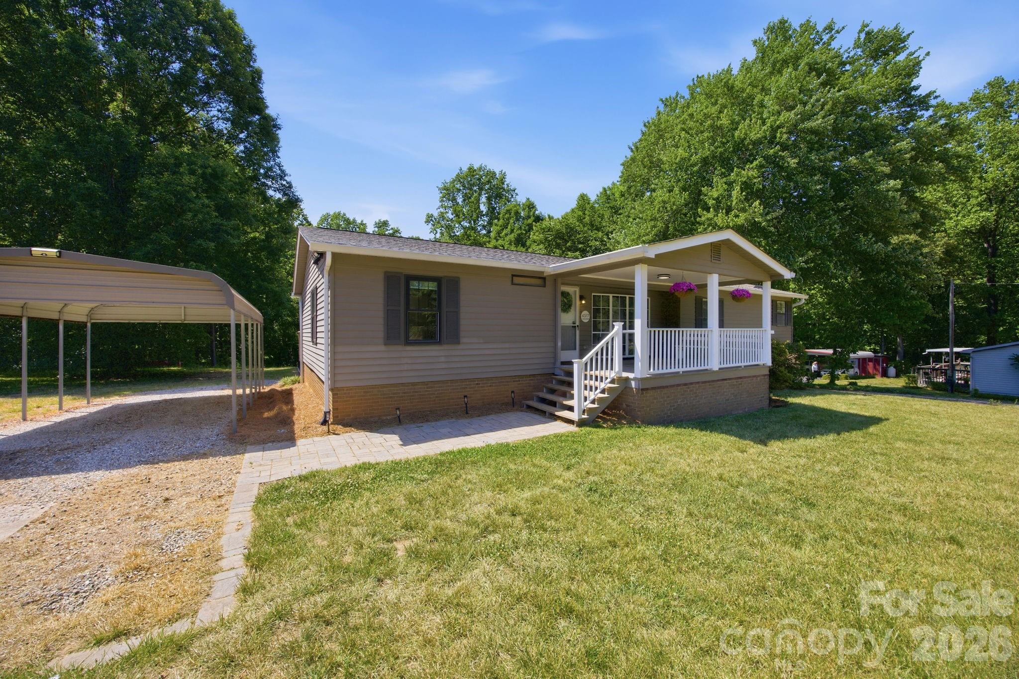 4377 Catawba Burris Road — Denver