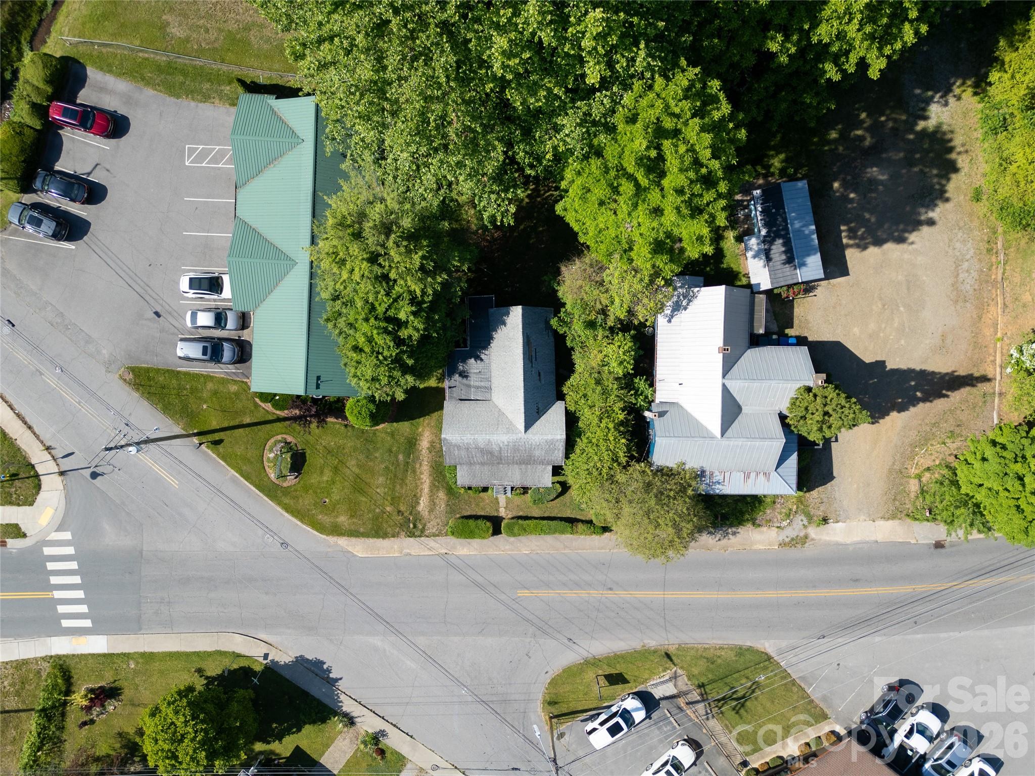 462 Walnut Street — Waynesville