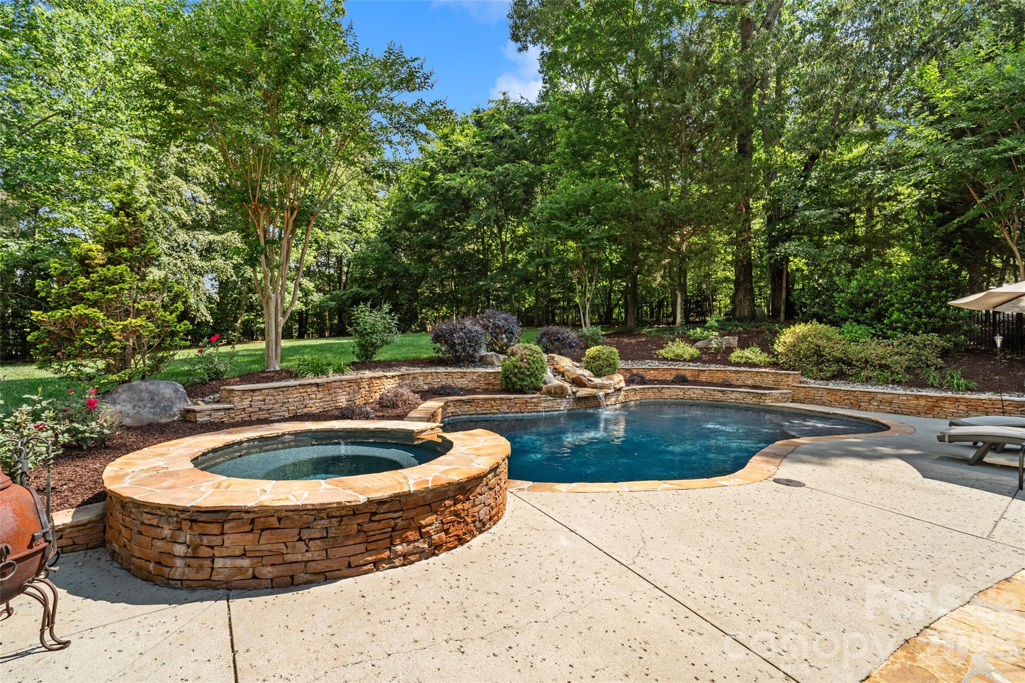 211 Anniston Way — Davidson