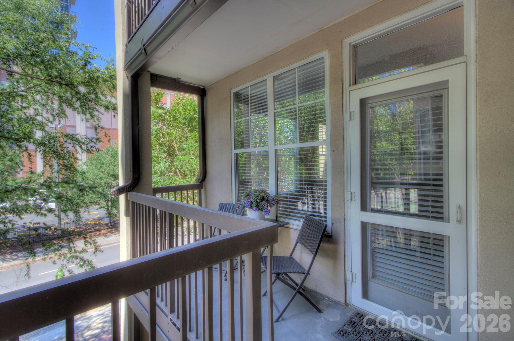 405 W 7th Street #303 — Charlotte
