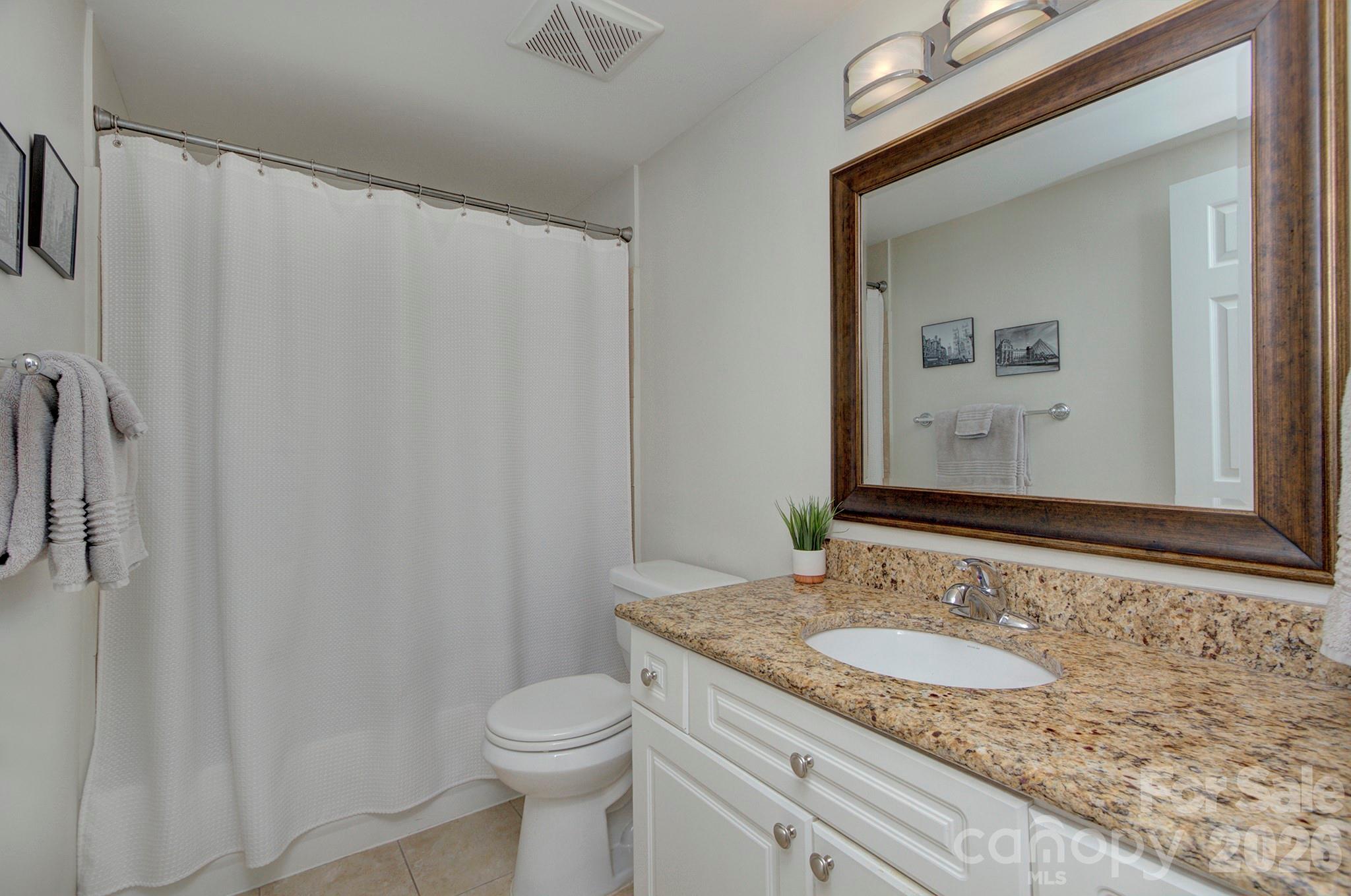 405 W 7th Street #303 — Charlotte
