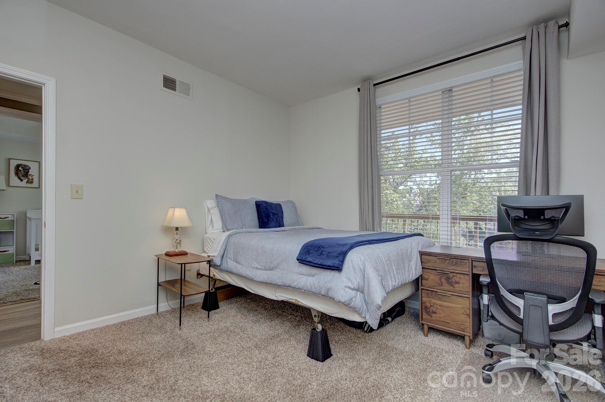 405 W 7th Street #303 — Charlotte