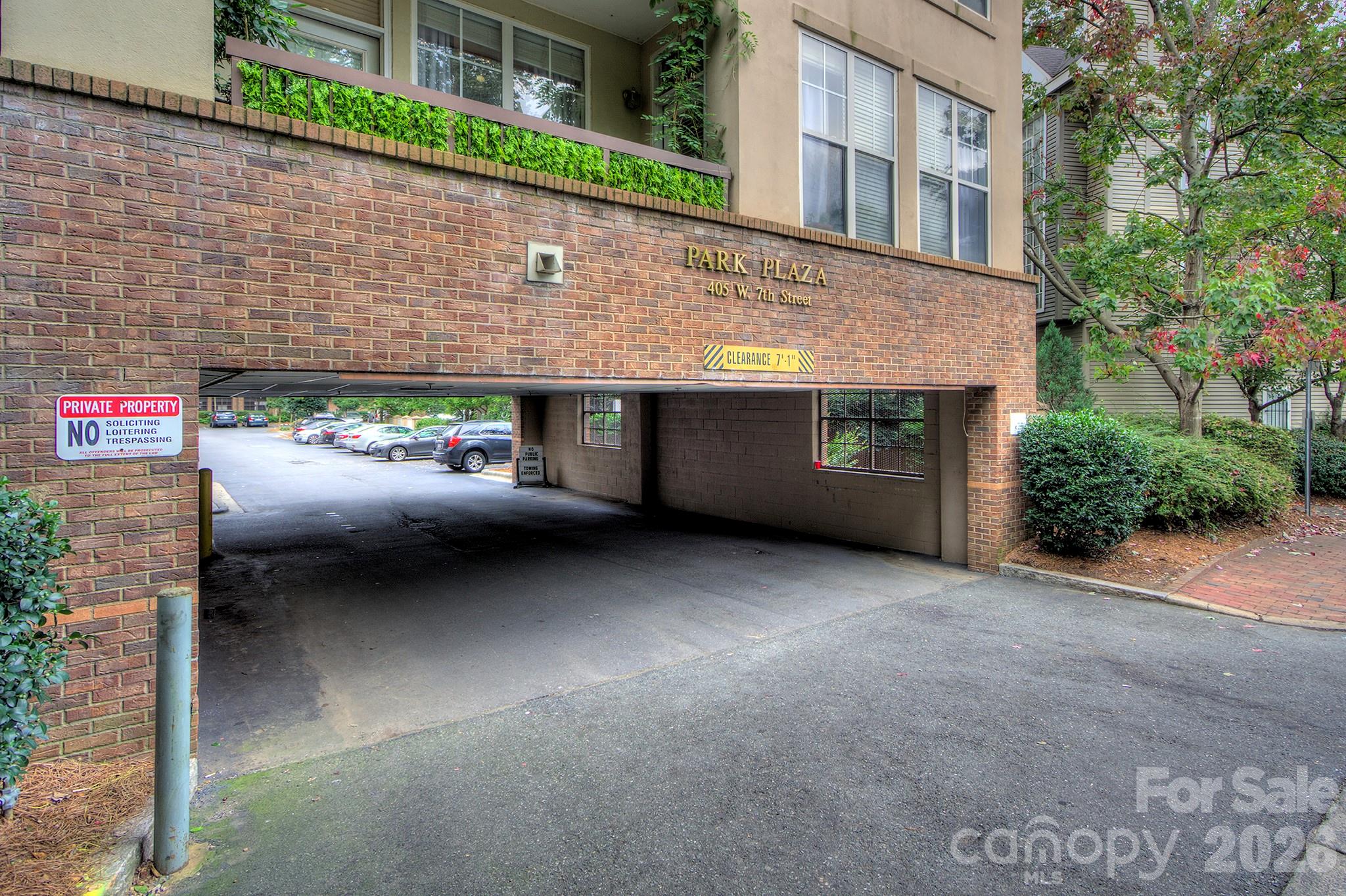 405 W 7th Street #303 — Charlotte