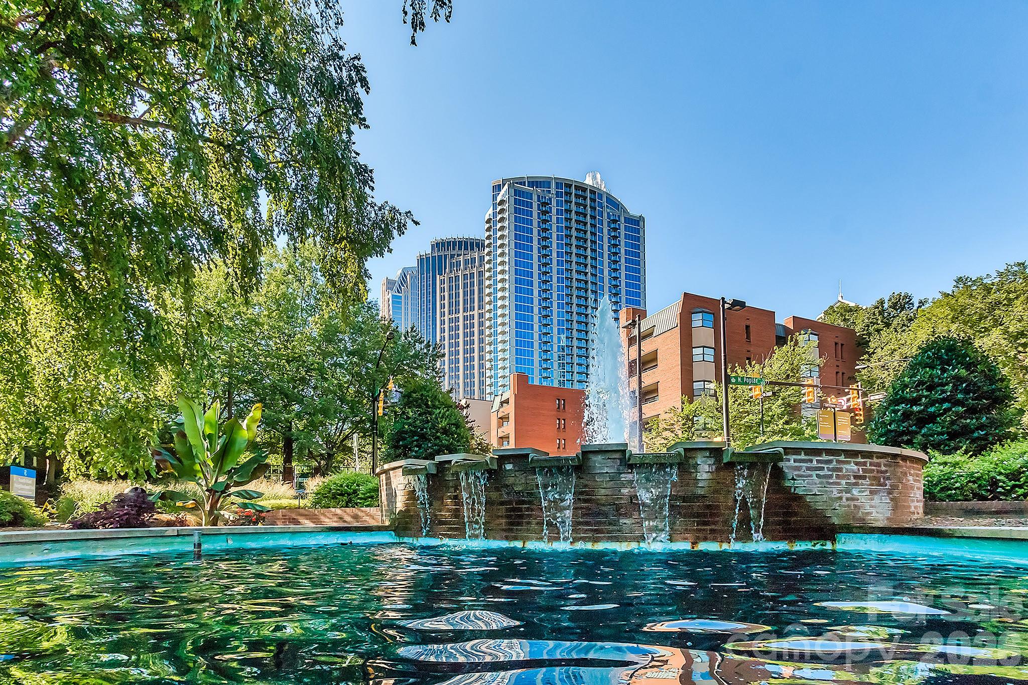 405 W 7th Street #303 — Charlotte