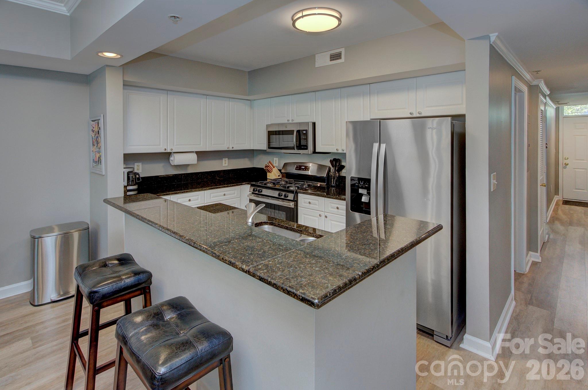 405 W 7th Street #303 — Charlotte