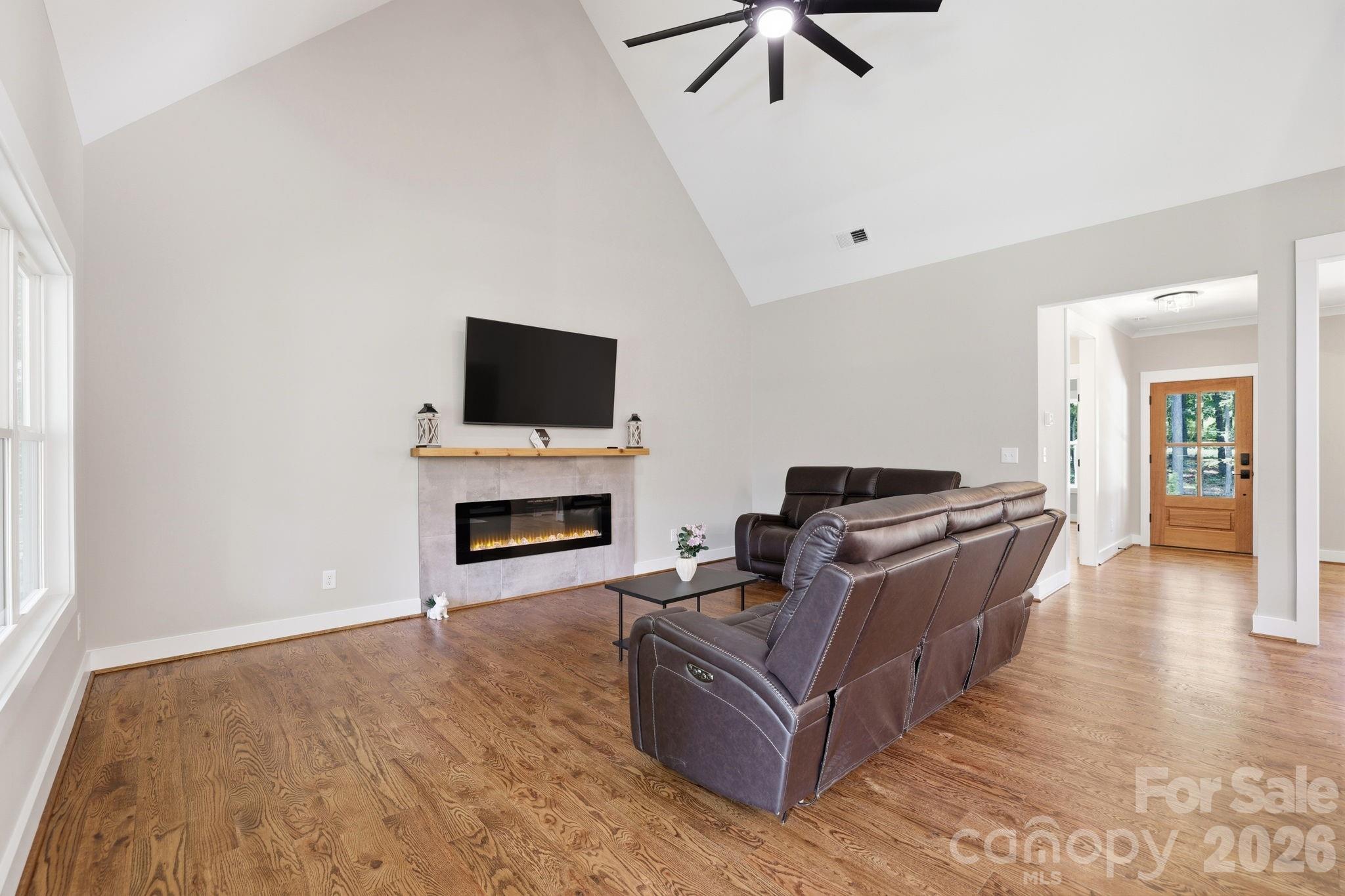 1004 E Sandy Ridge Road — Monroe
