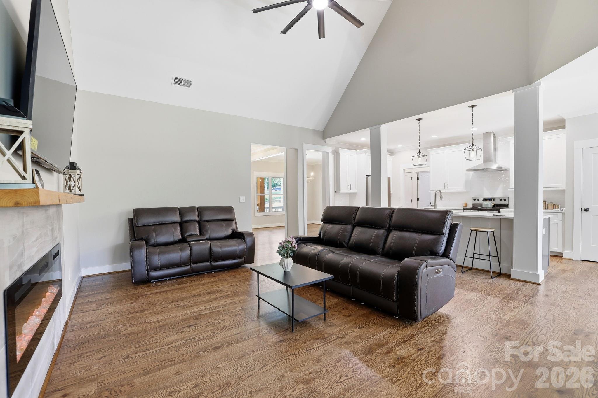1004 E Sandy Ridge Road — Monroe