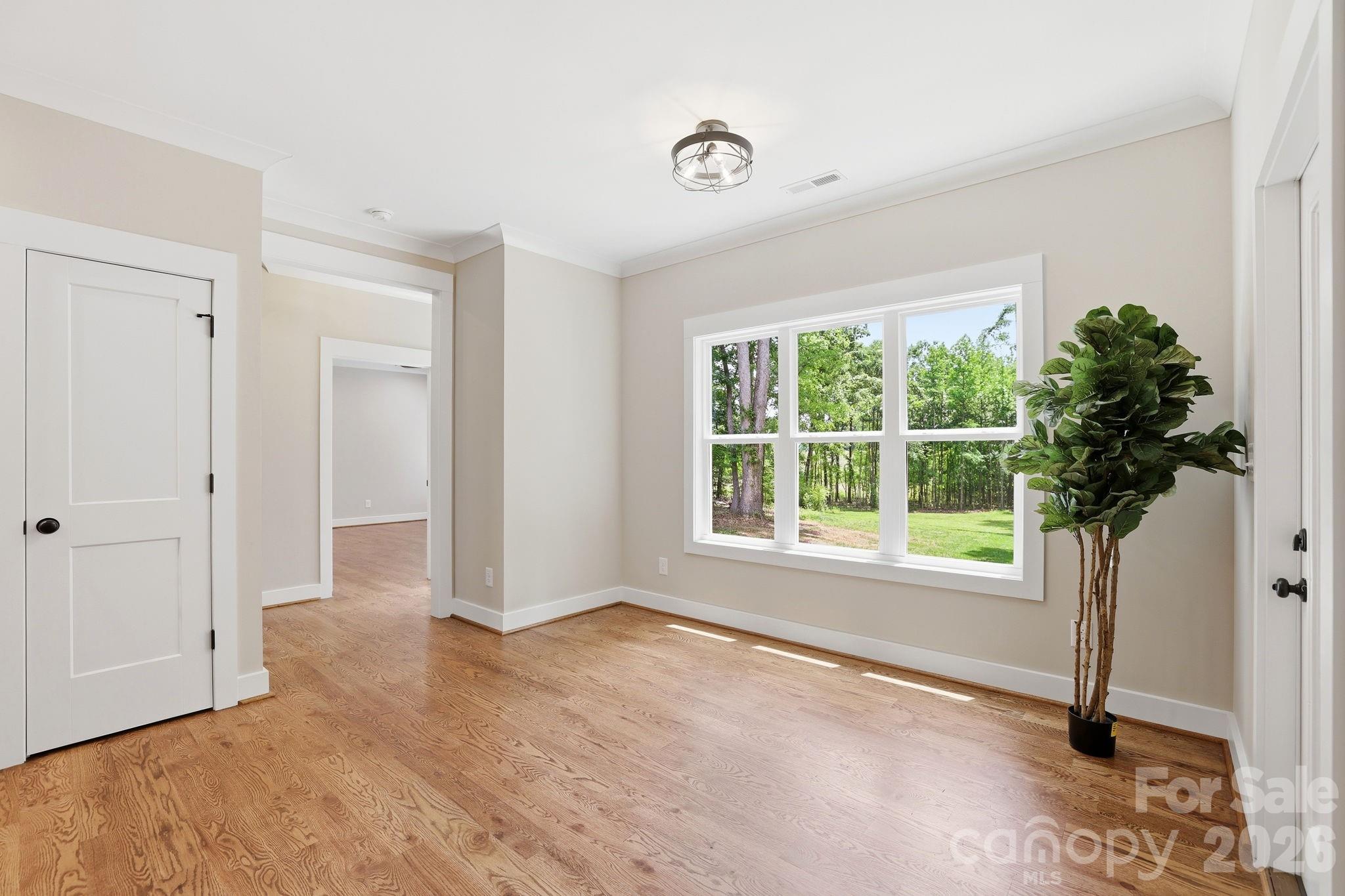 1004 E Sandy Ridge Road — Monroe