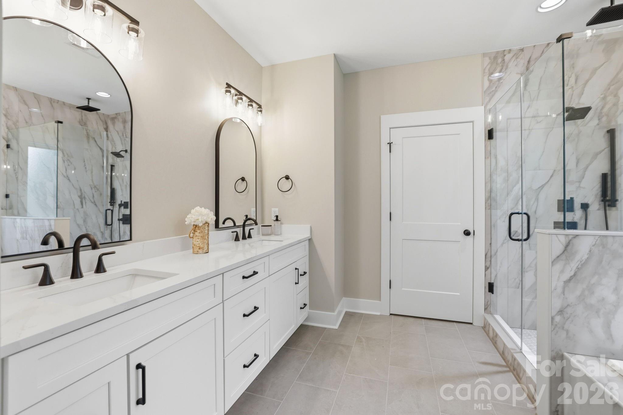 1004 E Sandy Ridge Road — Monroe