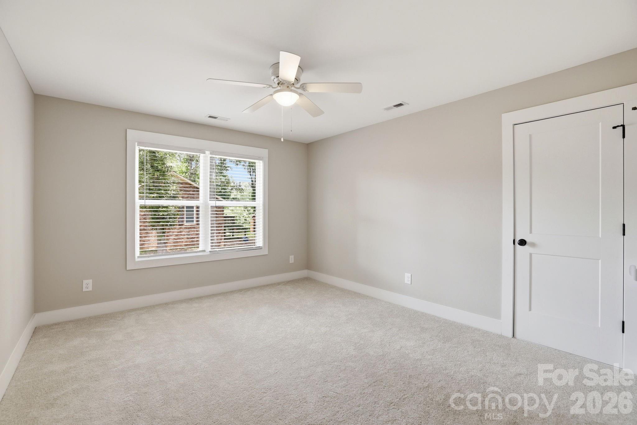 1004 E Sandy Ridge Road — Monroe