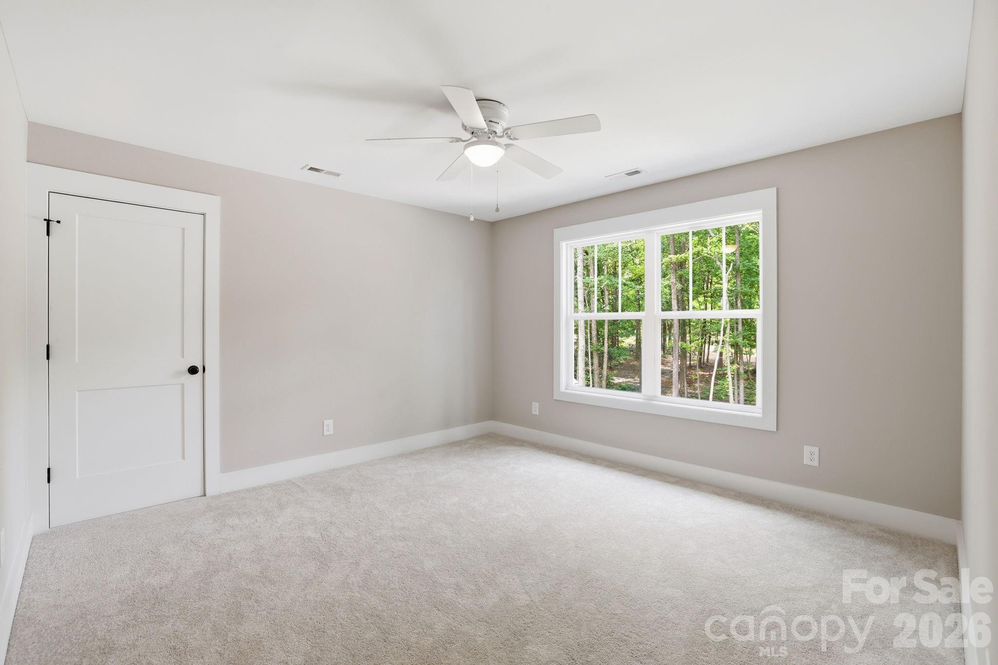 1004 E Sandy Ridge Road — Monroe