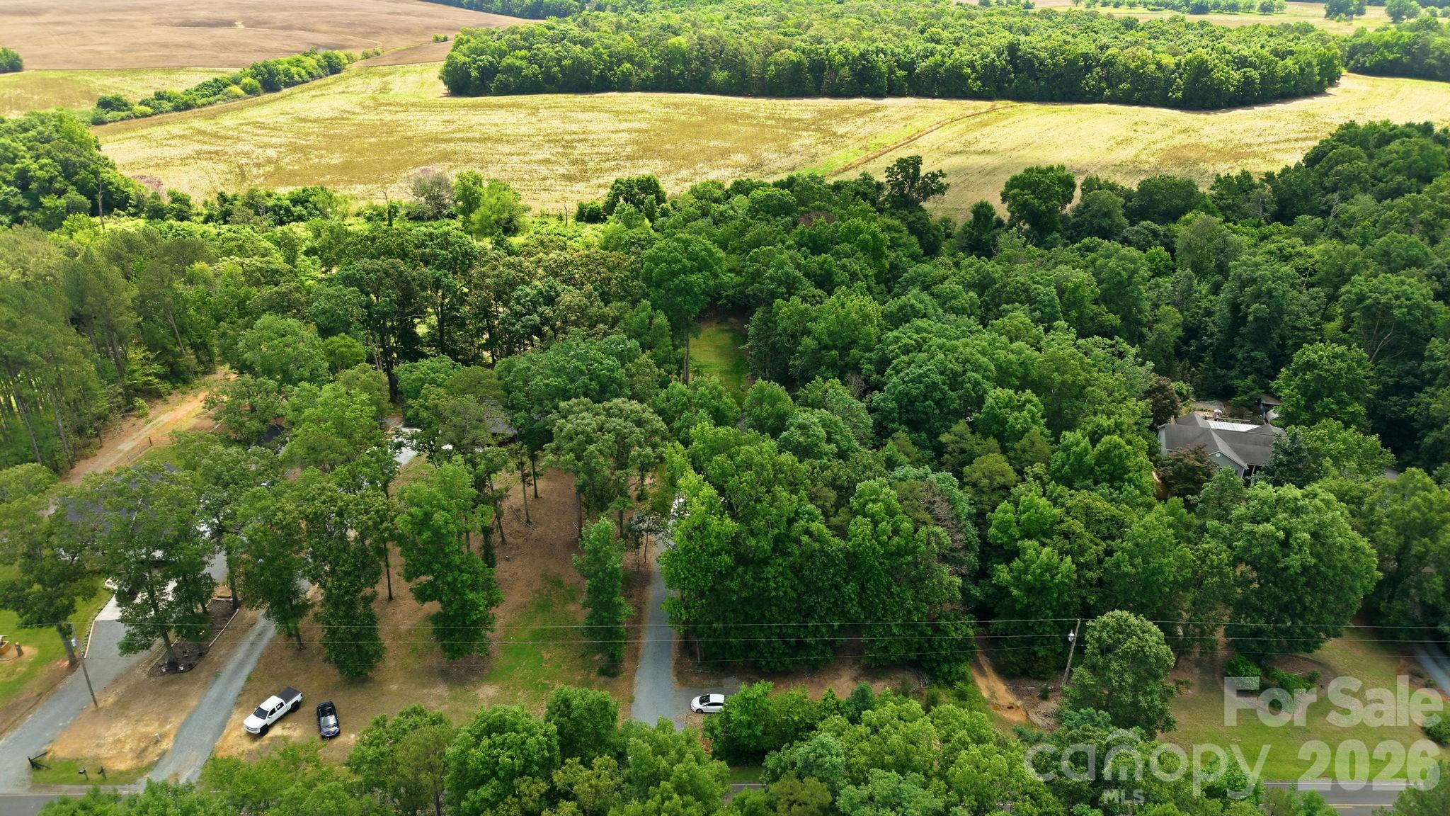 1004 E Sandy Ridge Road — Monroe