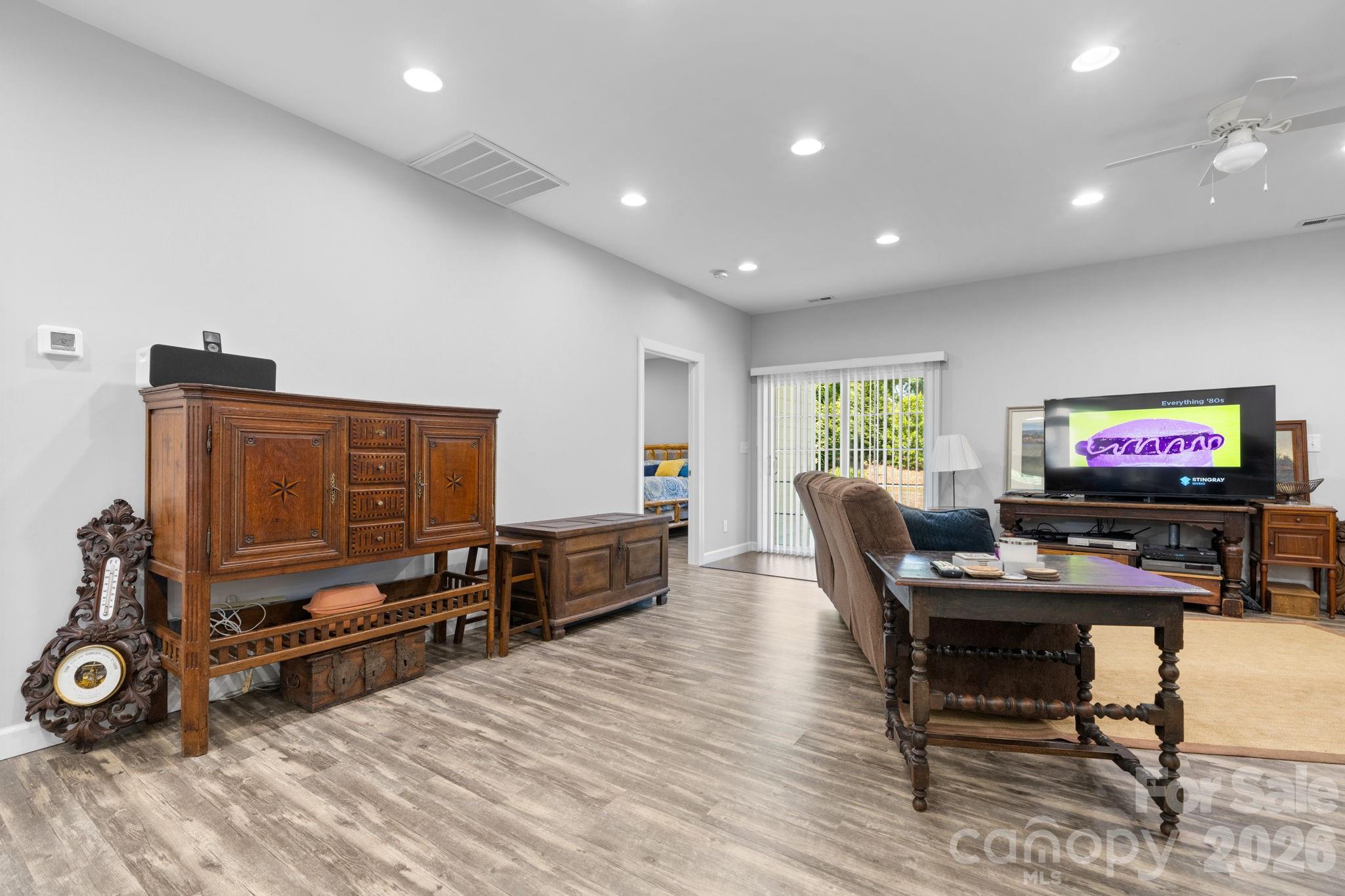 202 Ivy Court — Morganton