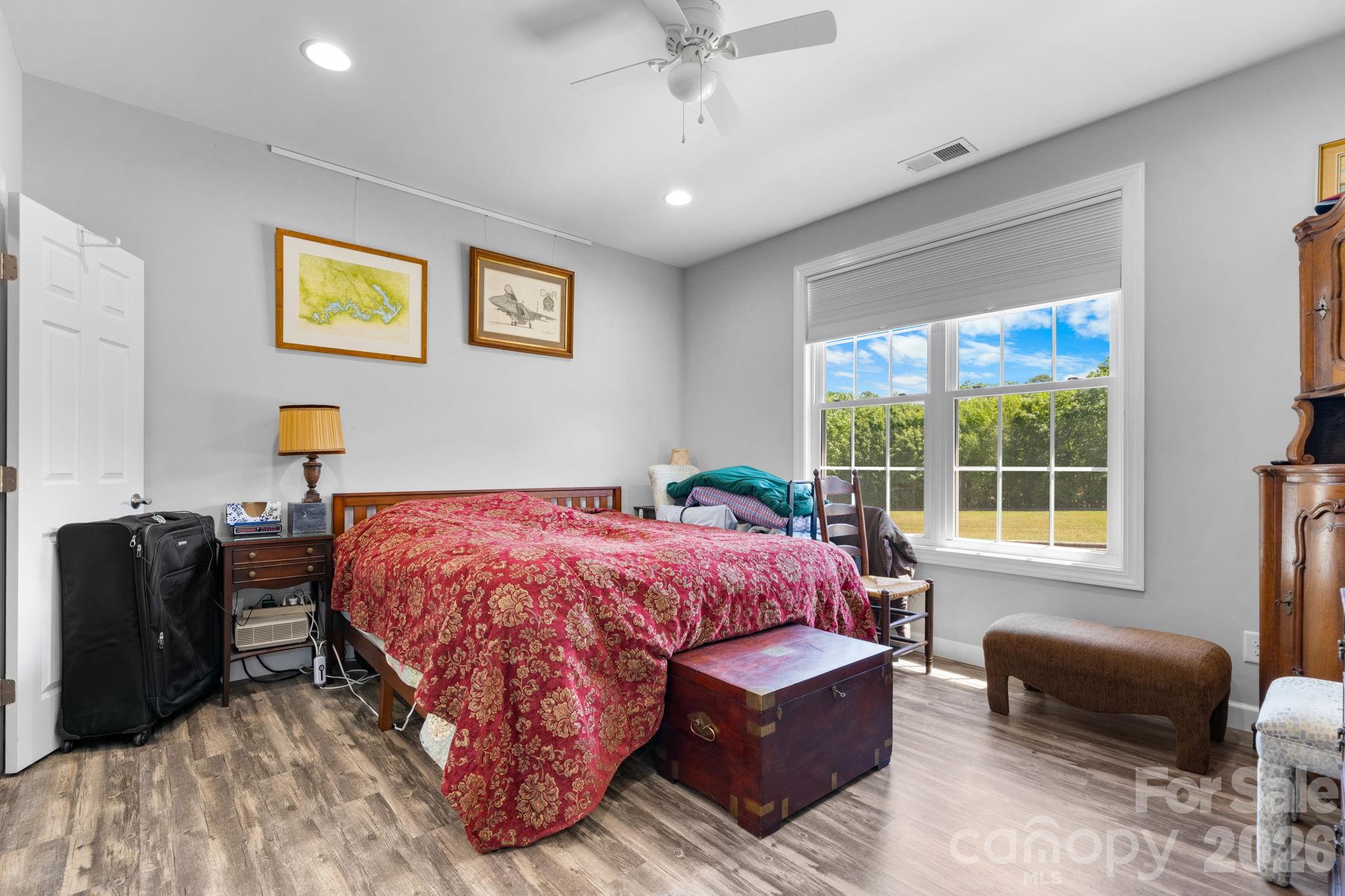 202 Ivy Court — Morganton