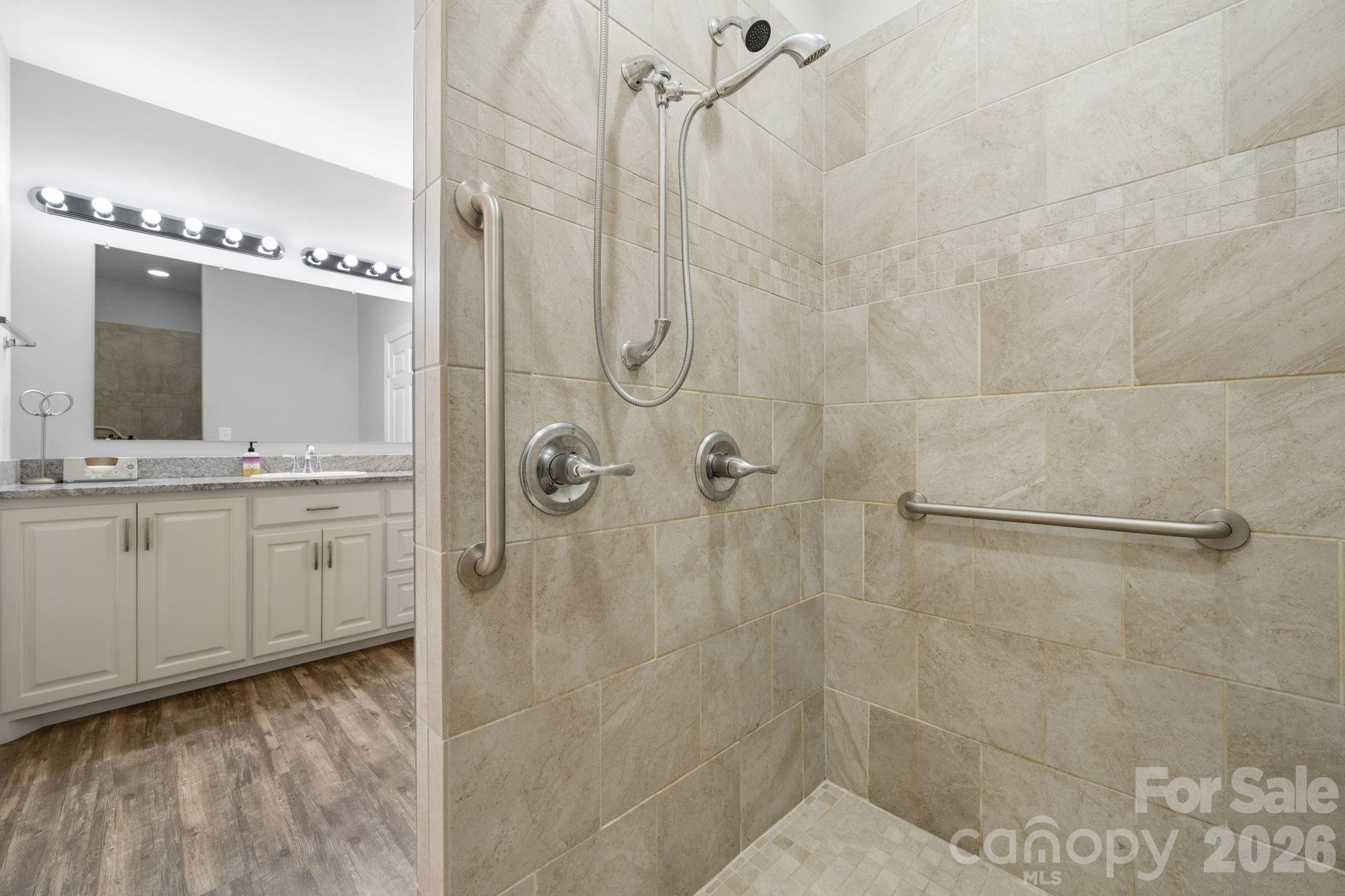 202 Ivy Court — Morganton