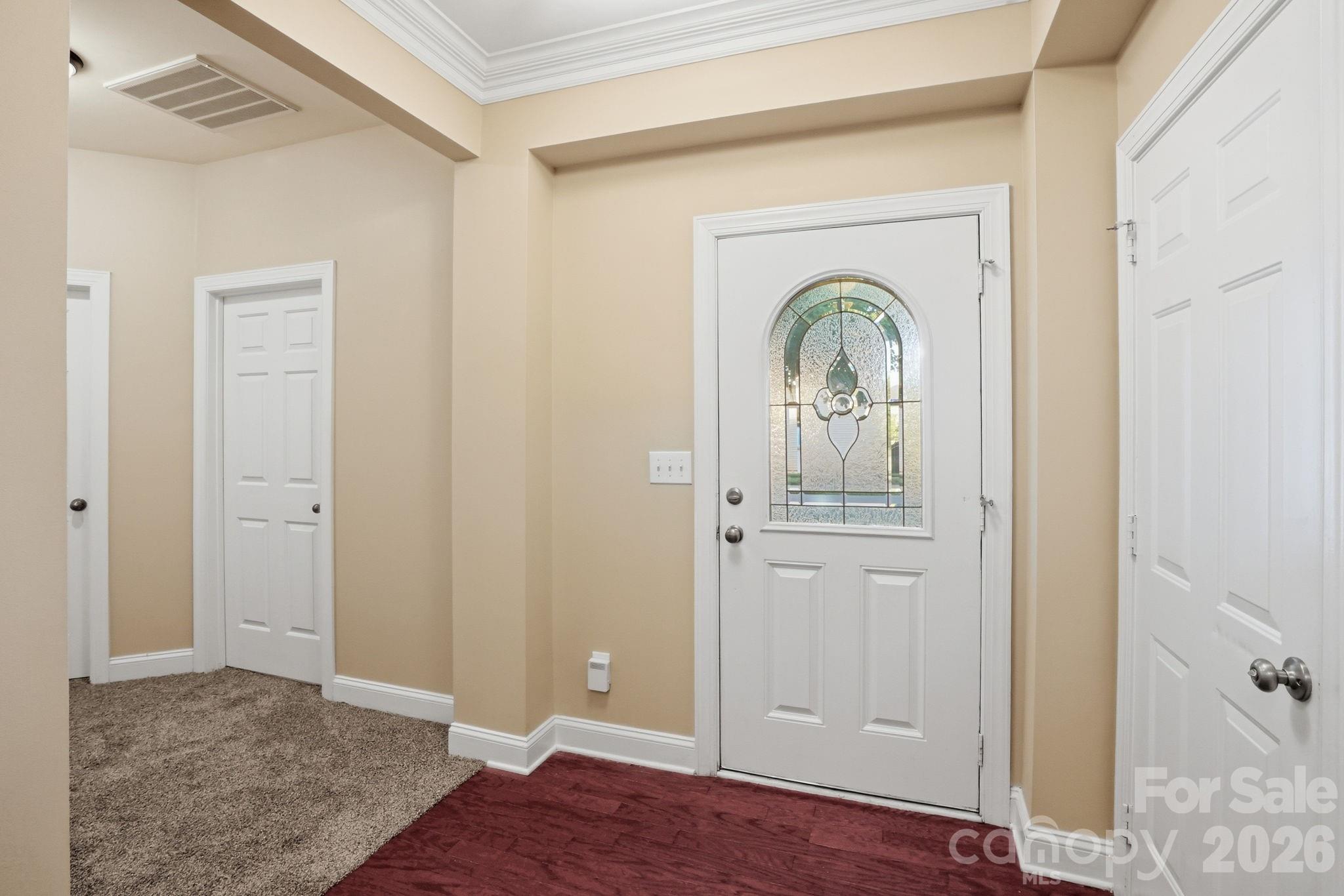 9527 Seamill Road — Charlotte