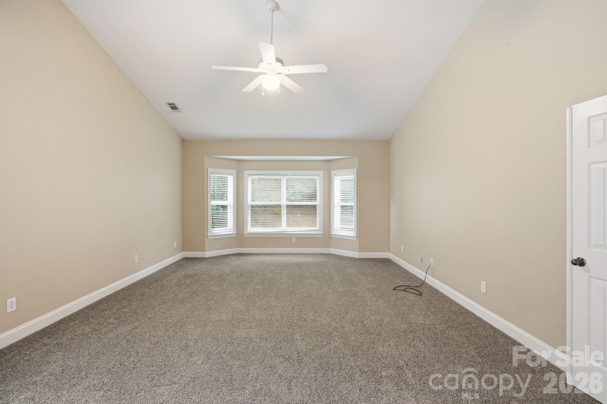 9527 Seamill Road — Charlotte