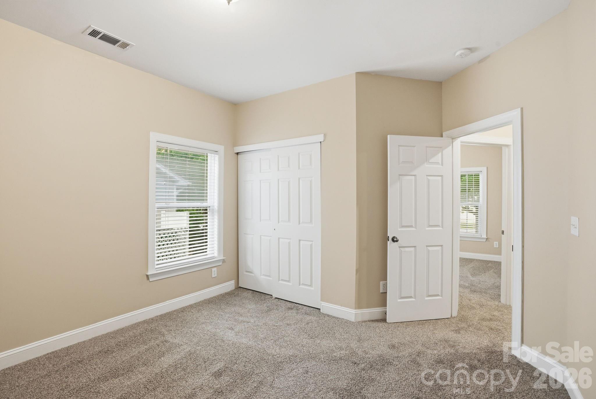 9527 Seamill Road — Charlotte