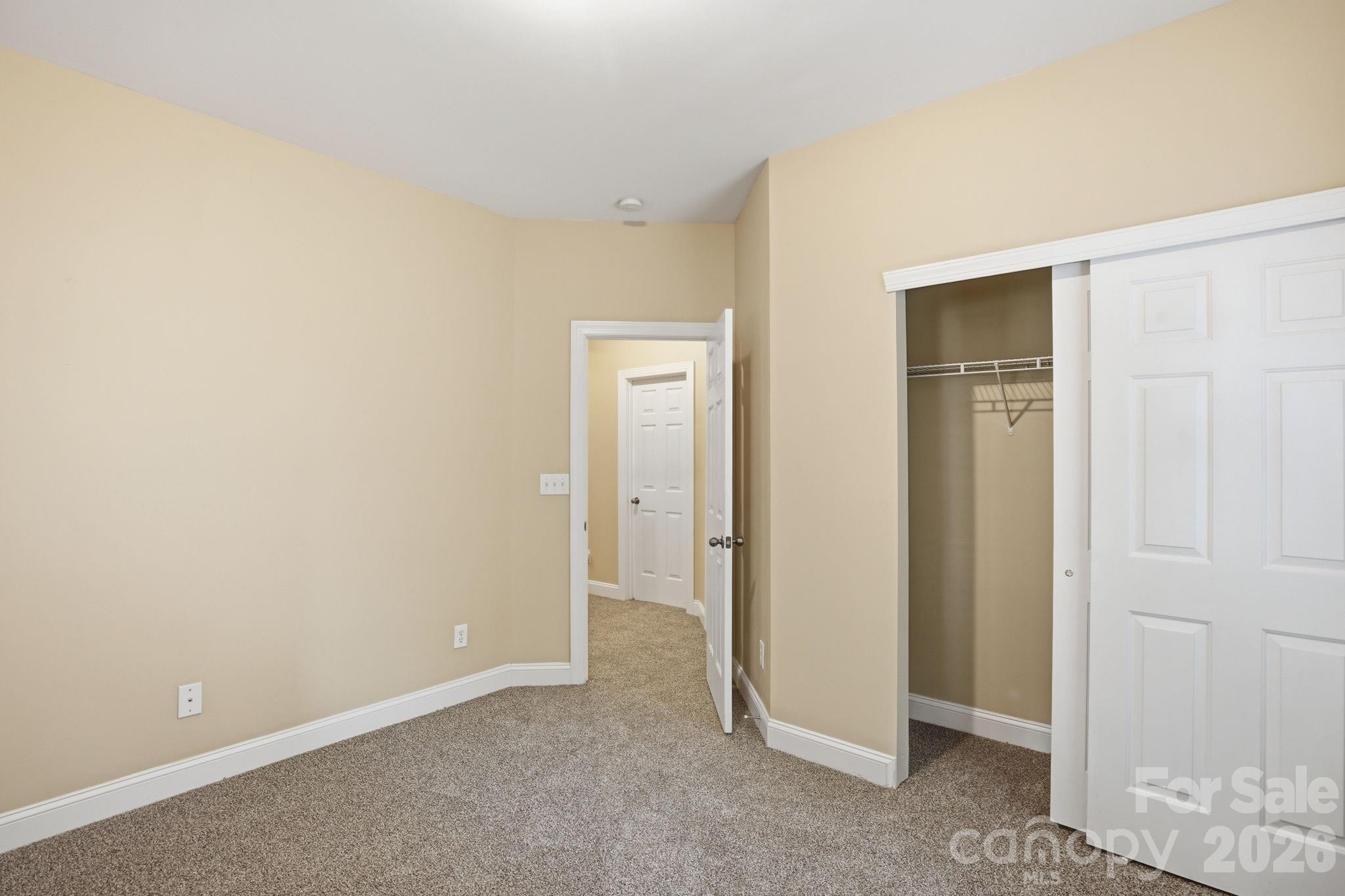 9527 Seamill Road — Charlotte