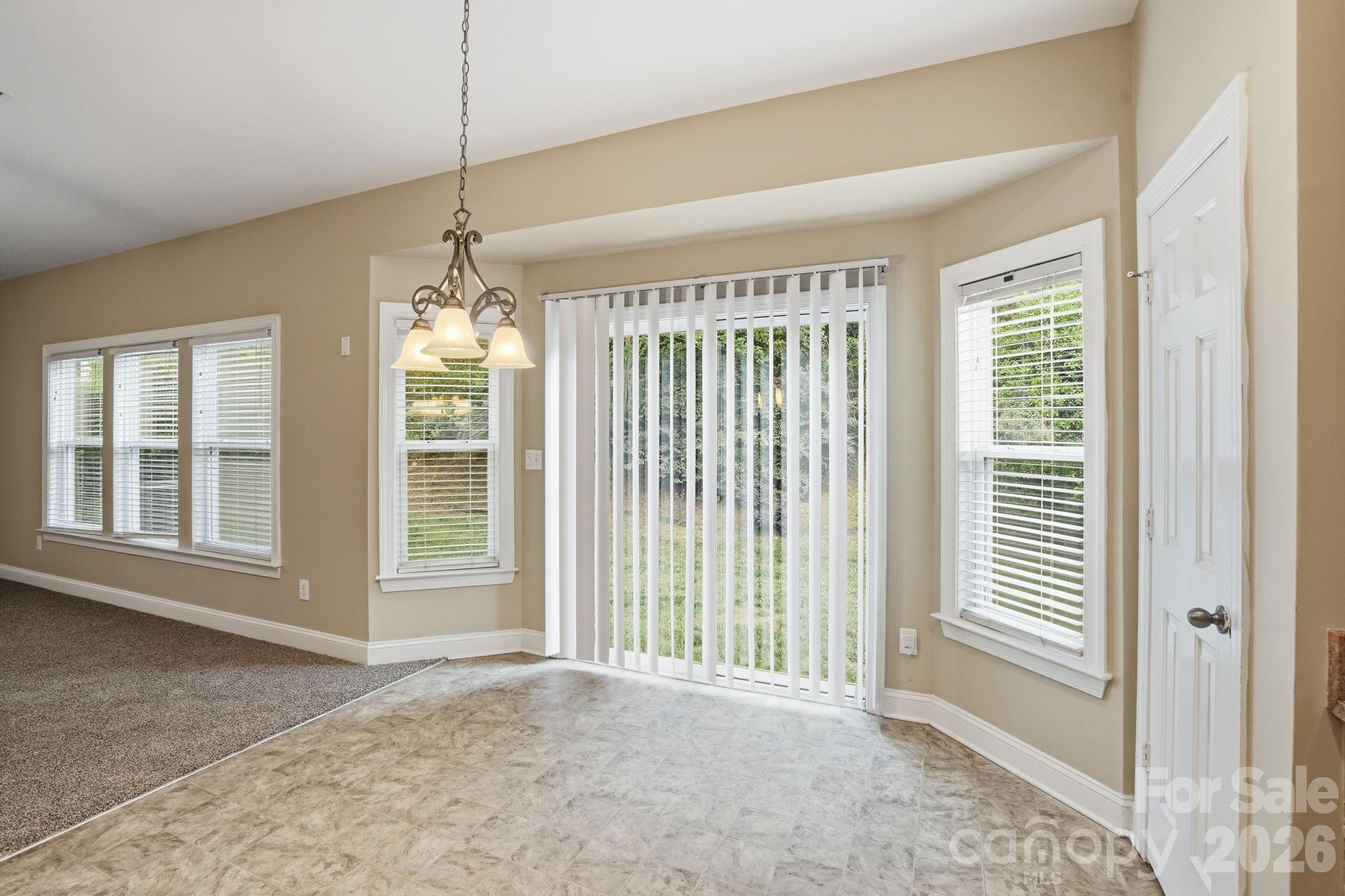 9527 Seamill Road — Charlotte