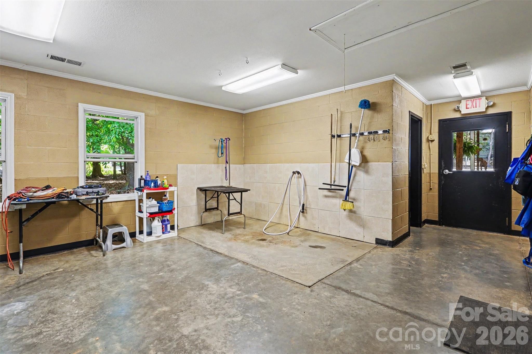 4037 Old Williamston Road — Belton