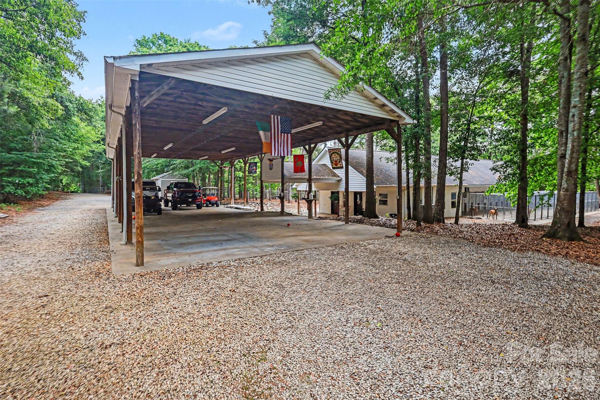 4037 Old Williamston Road — Belton