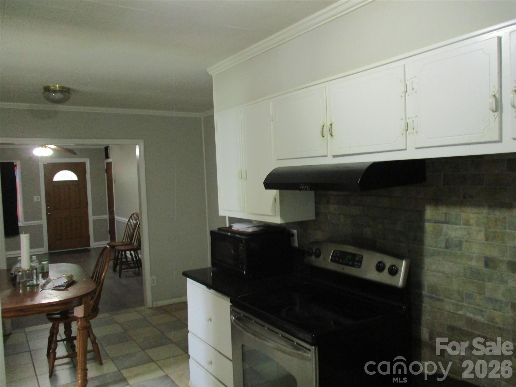 307 6th Street — Belmont