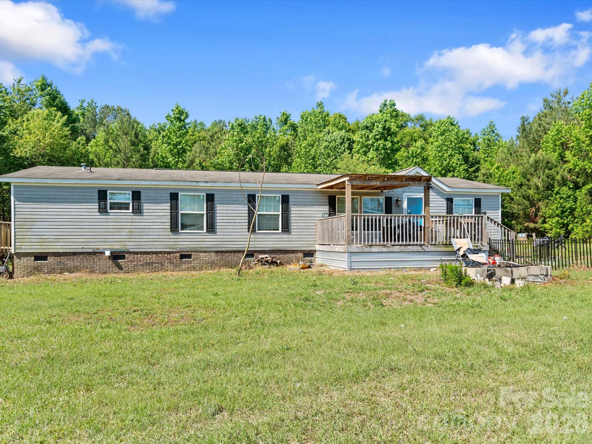 292 Longhorn Lane — Cheraw
