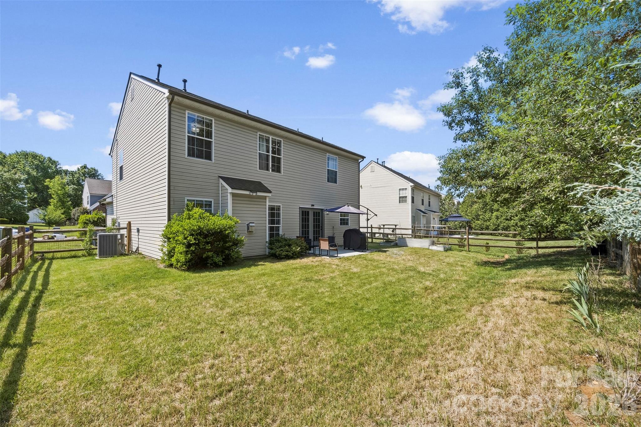 6058 Ironwood Court — Harrisburg