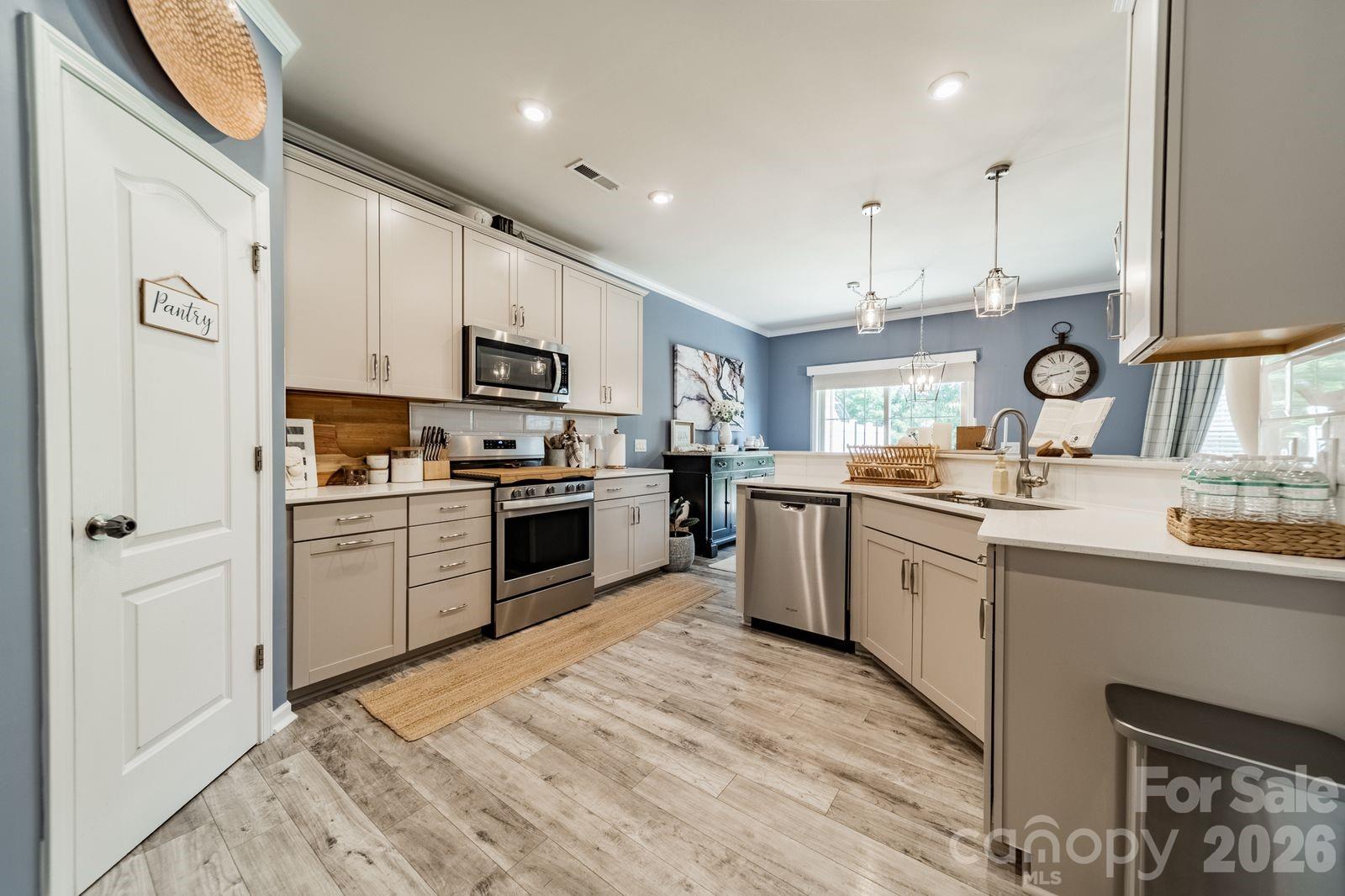 1038 Crest Oak Lane — Fort Mill