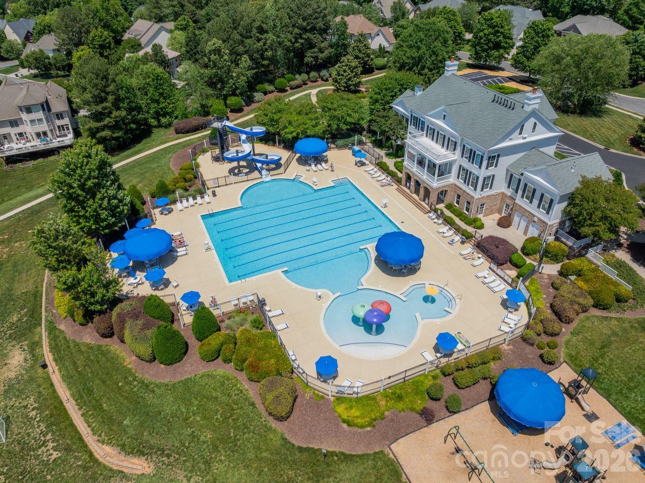 1038 Crest Oak Lane — Fort Mill