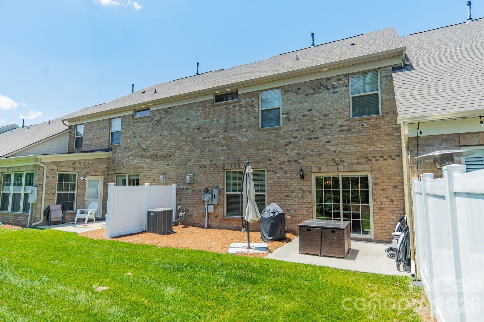 1038 Crest Oak Lane — Fort Mill
