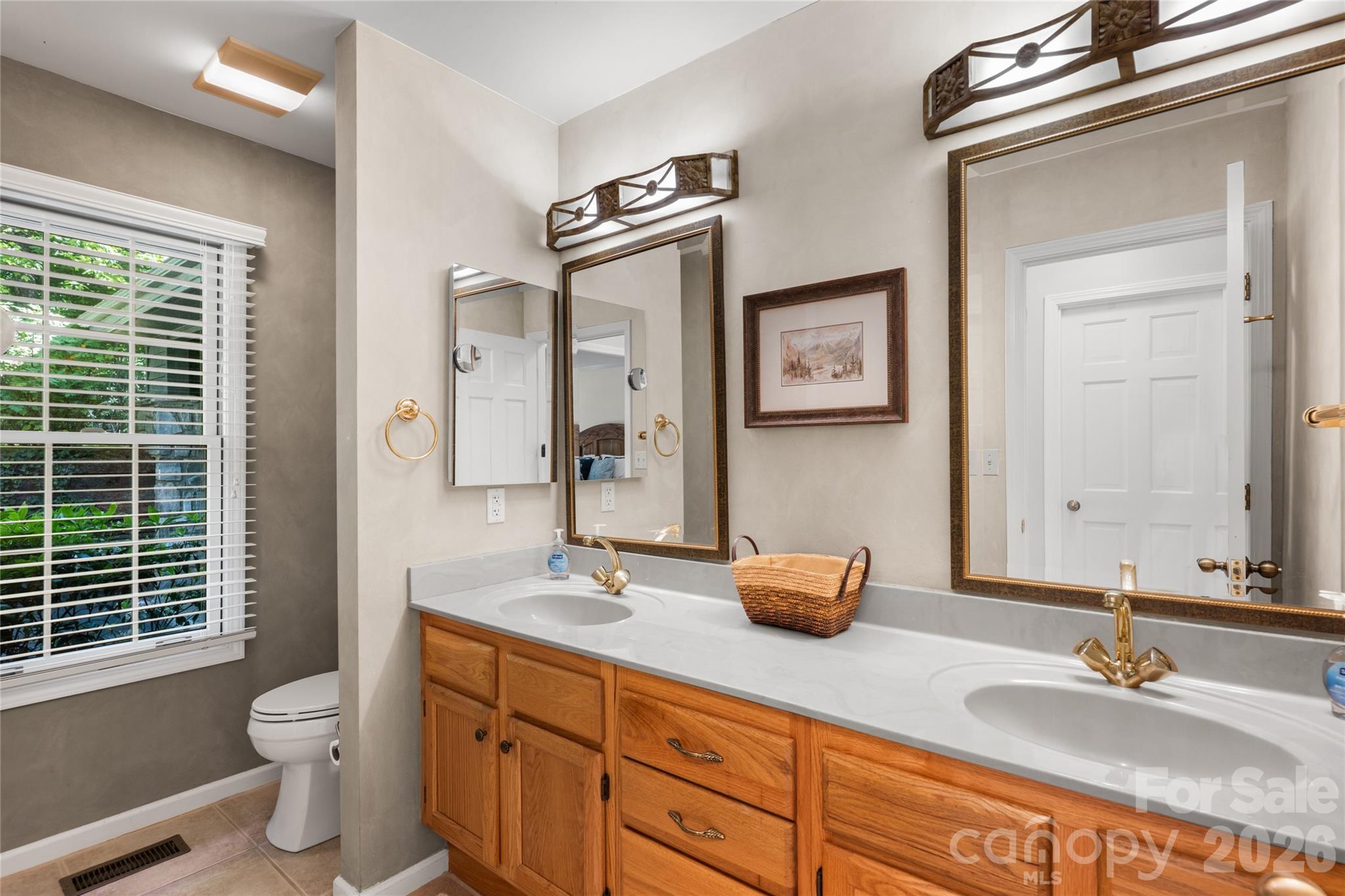 147 Club Colony Lane — Lake Toxaway