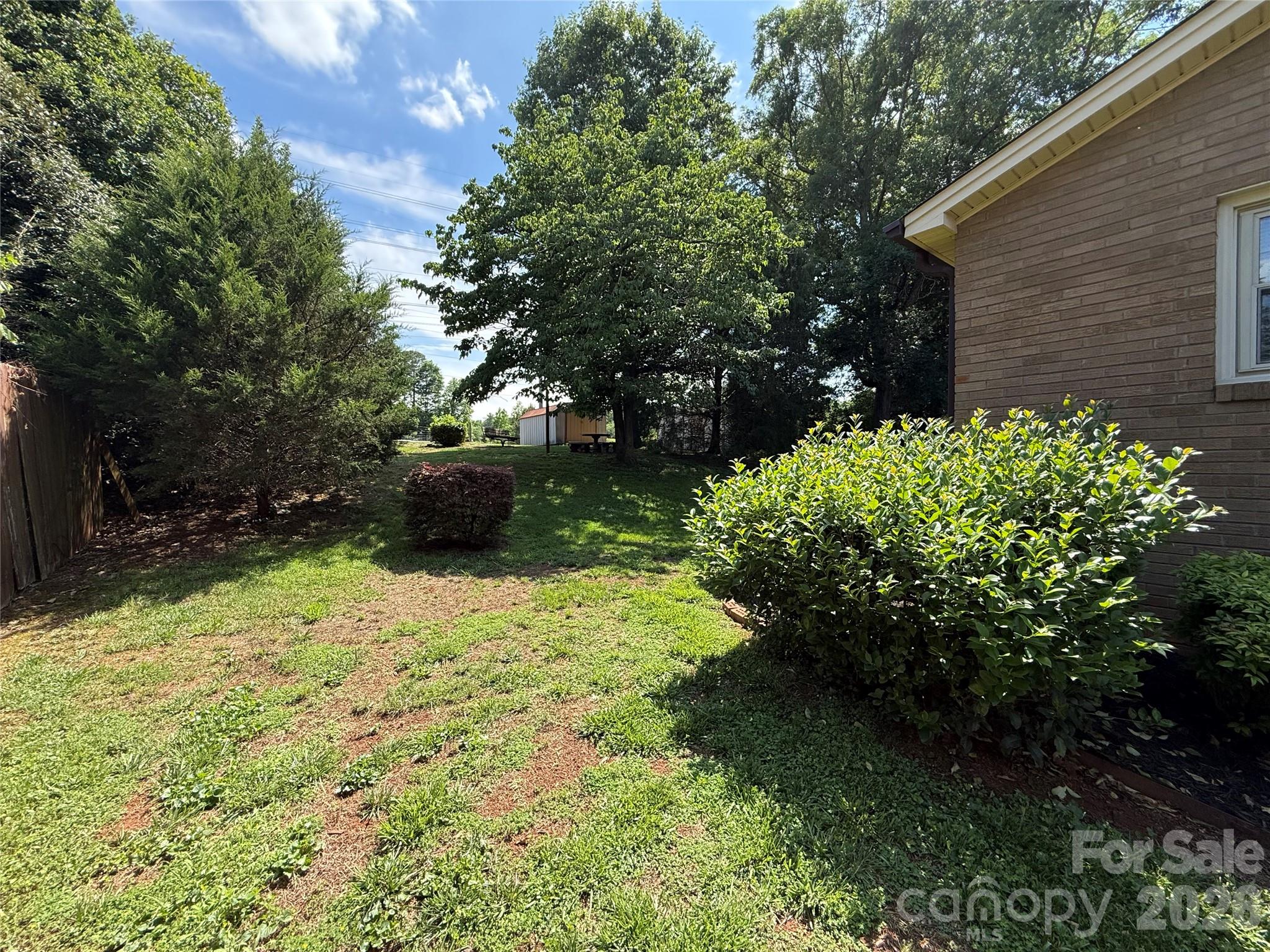 9108 Wilson Heights Avenue — Hildebran