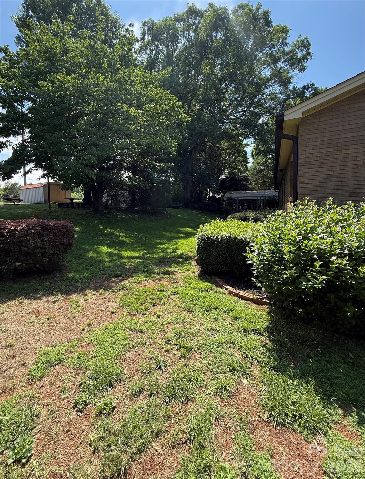 9108 Wilson Heights Avenue — Hildebran