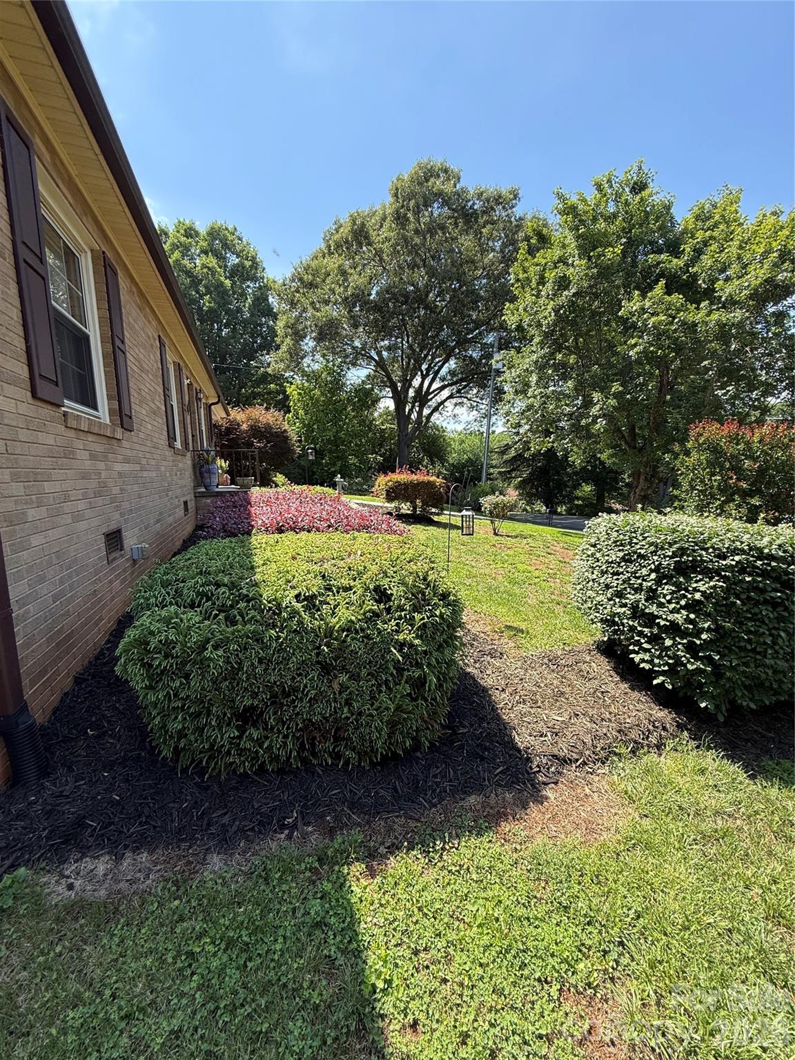 9108 Wilson Heights Avenue — Hildebran