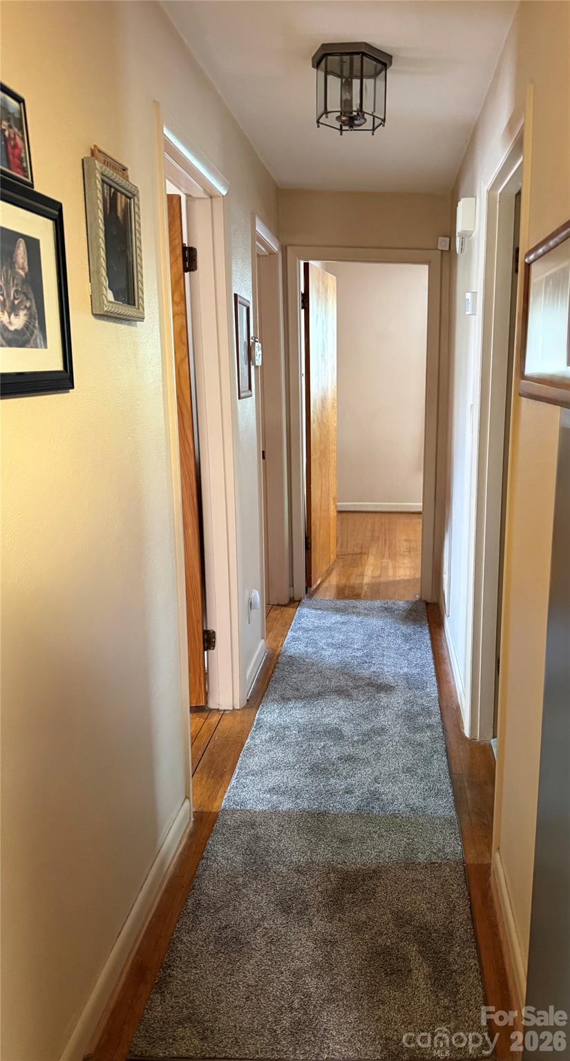 9108 Wilson Heights Avenue — Hildebran