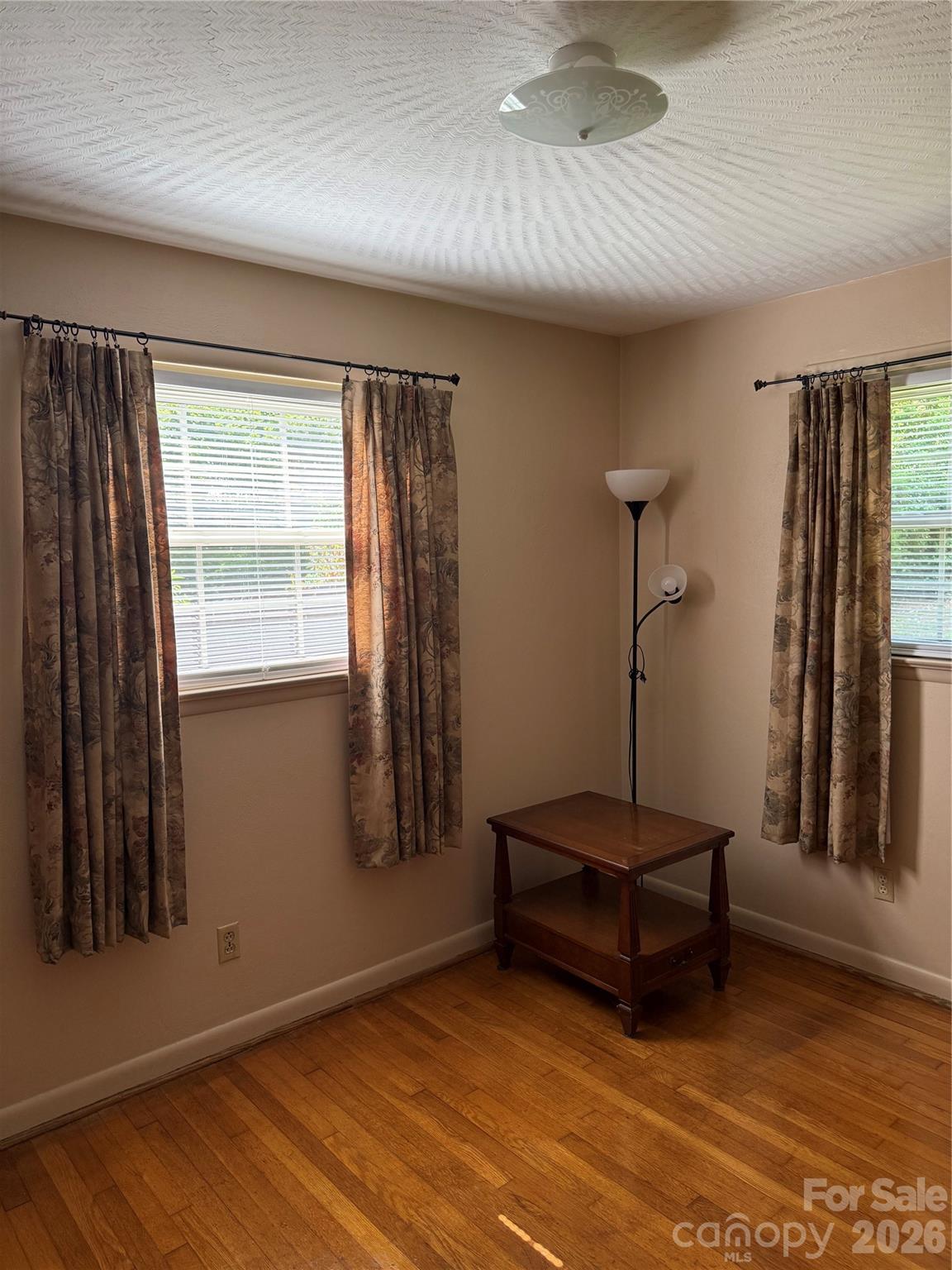 9108 Wilson Heights Avenue — Hildebran