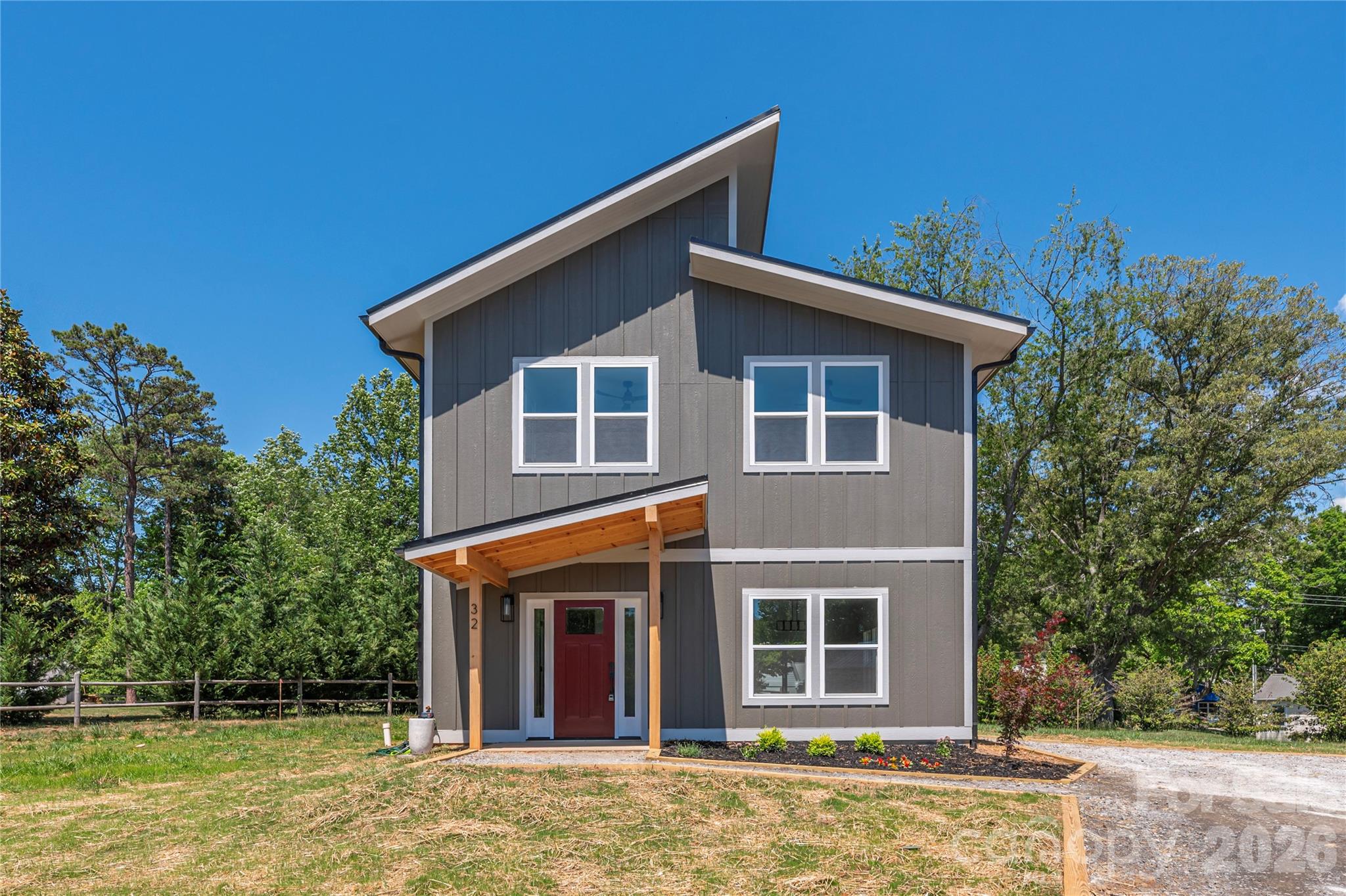 32 Oak Hill Road — Candler