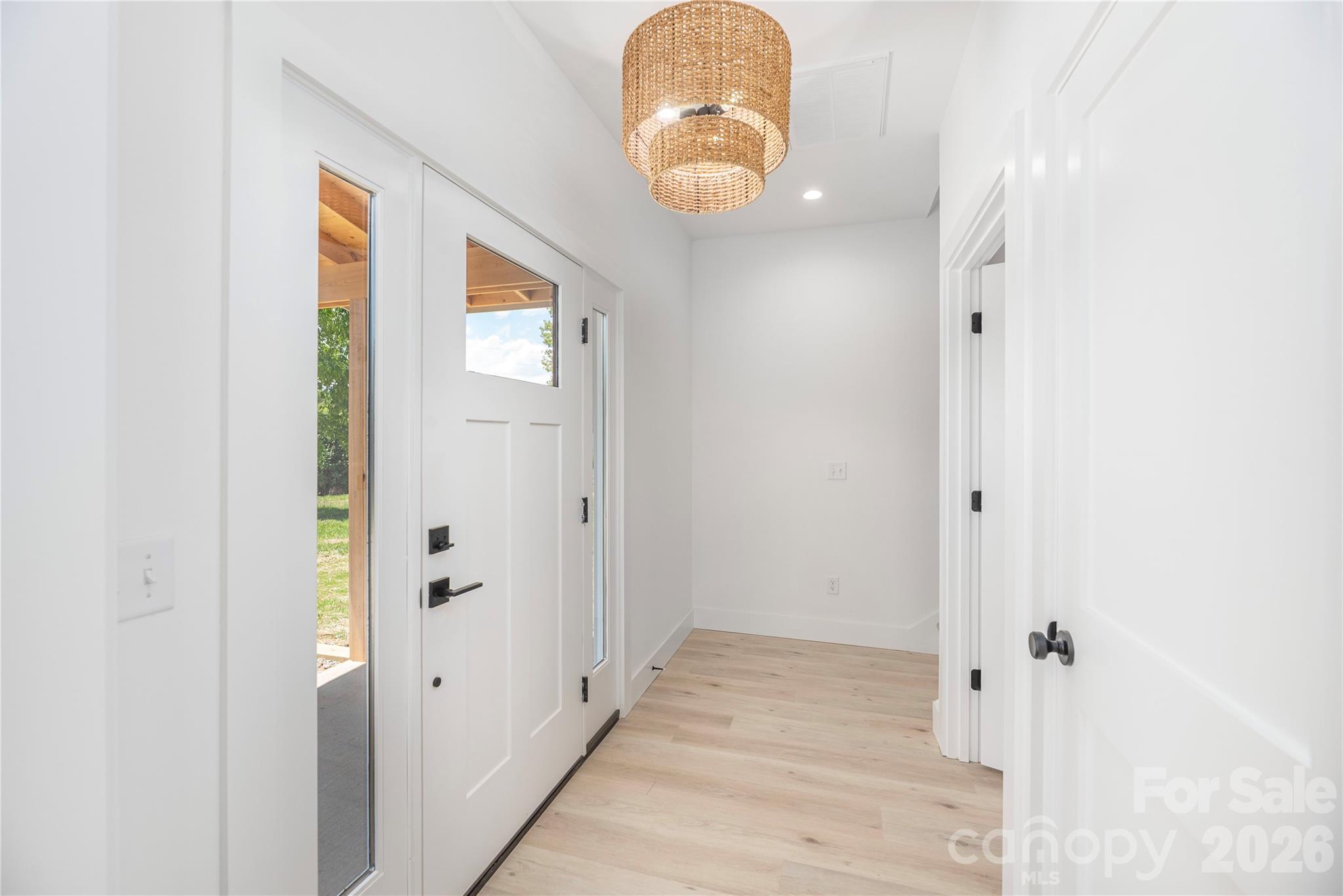 32 Oak Hill Road — Candler