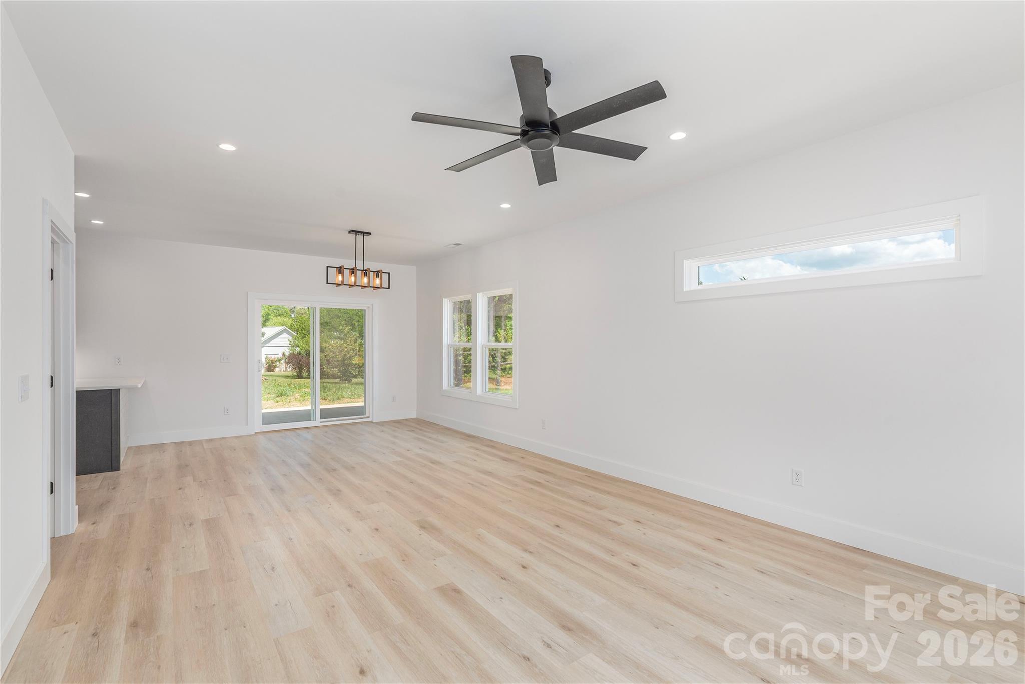 32 Oak Hill Road — Candler