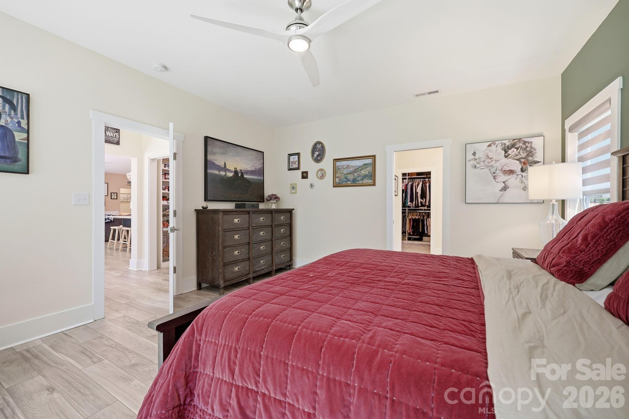 203 Spinnaker Court #104 — Lexington