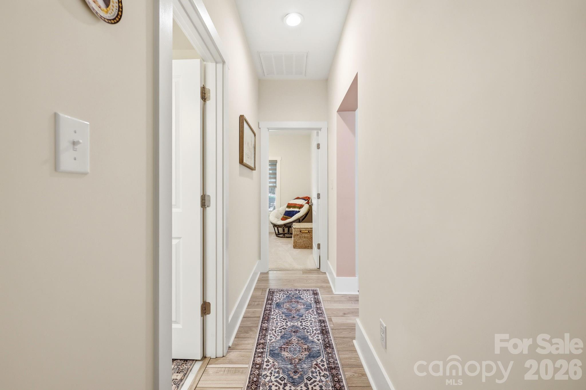 203 Spinnaker Court #104 — Lexington