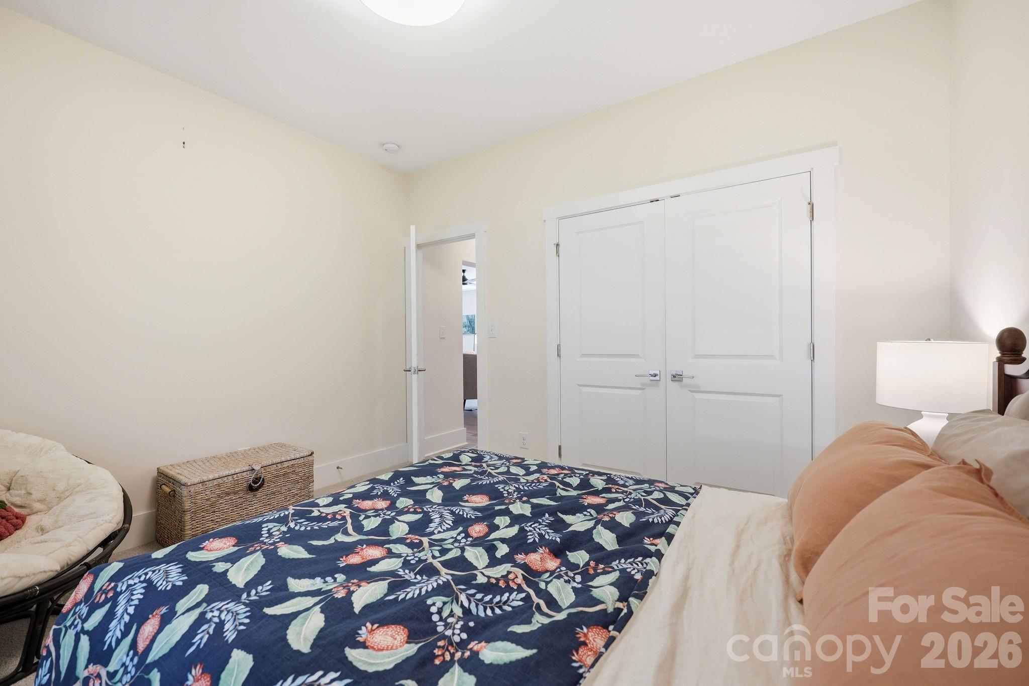 203 Spinnaker Court #104 — Lexington