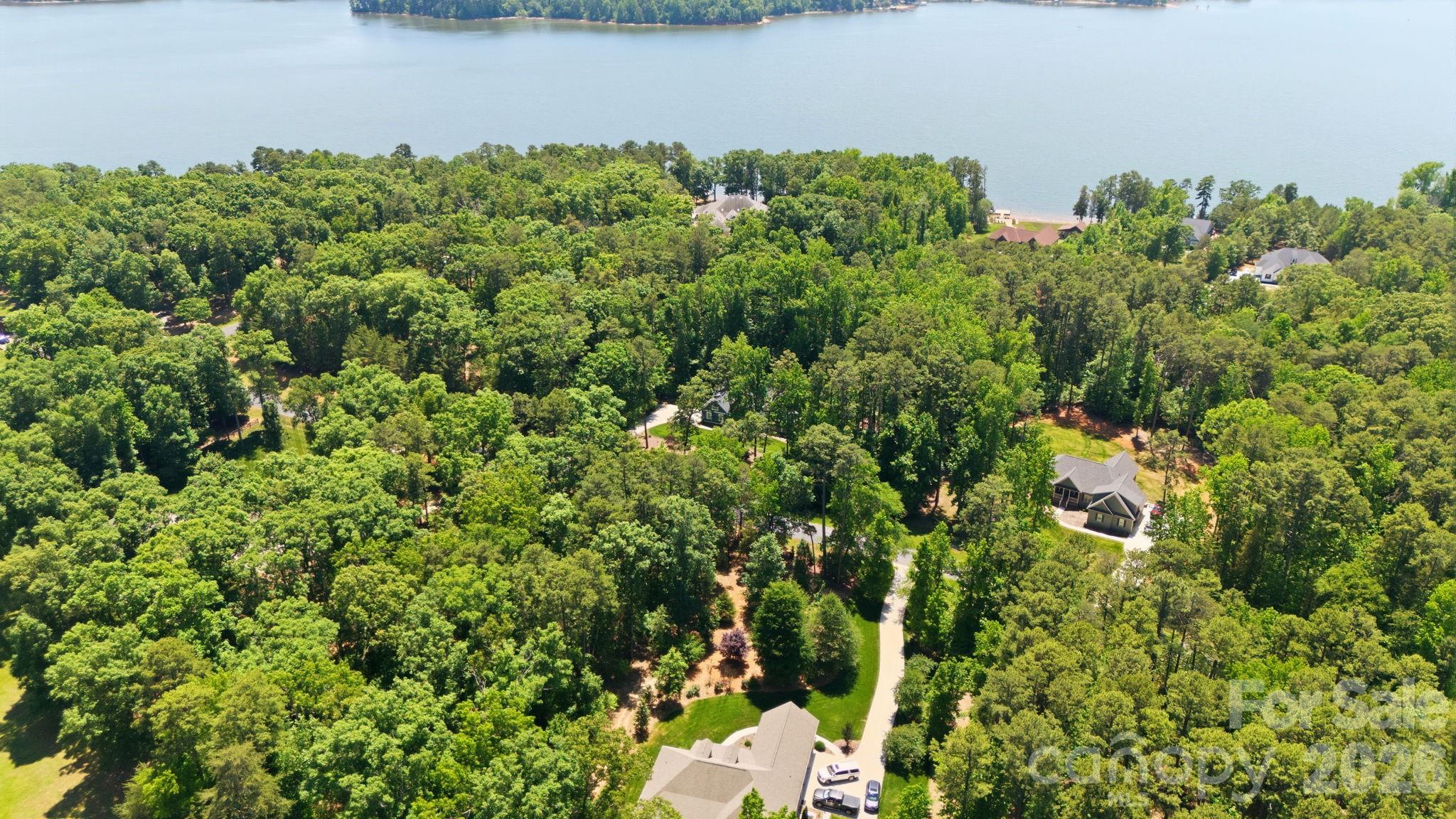 203 Spinnaker Court #104 — Lexington