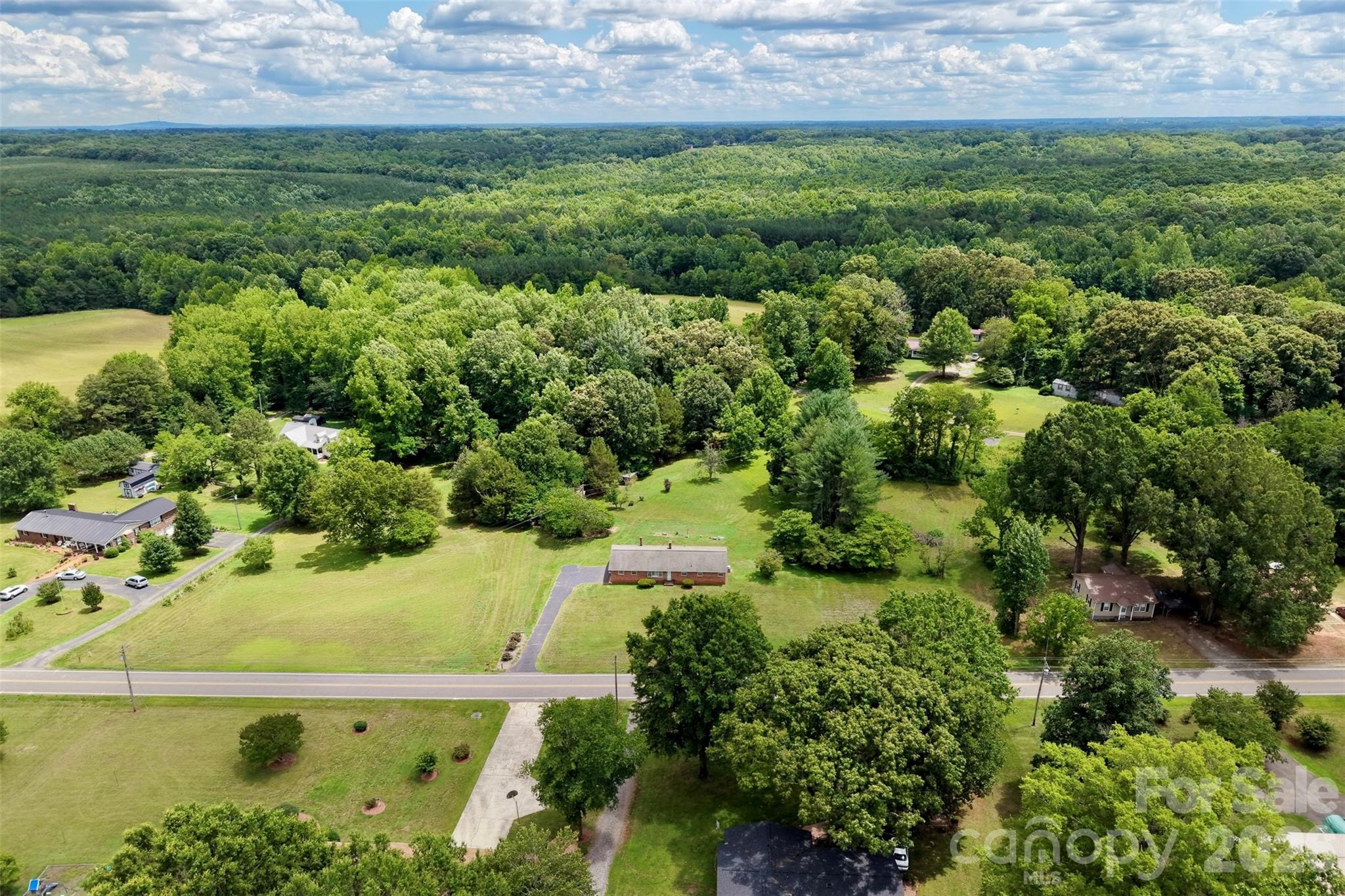 478 River Hill Road — Statesville